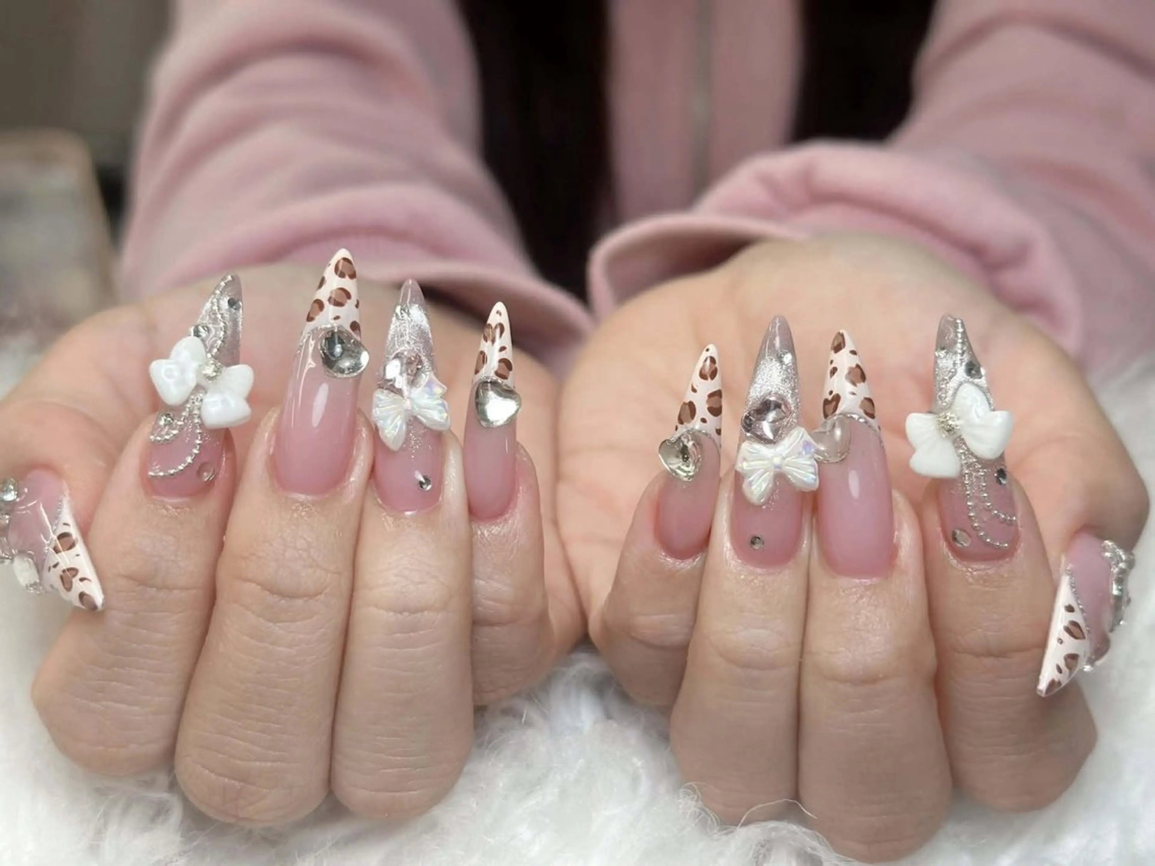 ネイル ハンドネイル Hi Beauty 渋谷(ネイル、ハイパーナイフ6、脂肪れいきゃく、マッサージ＆エステサロン)所属・Hi beauty 渋谷のネイルデザイン