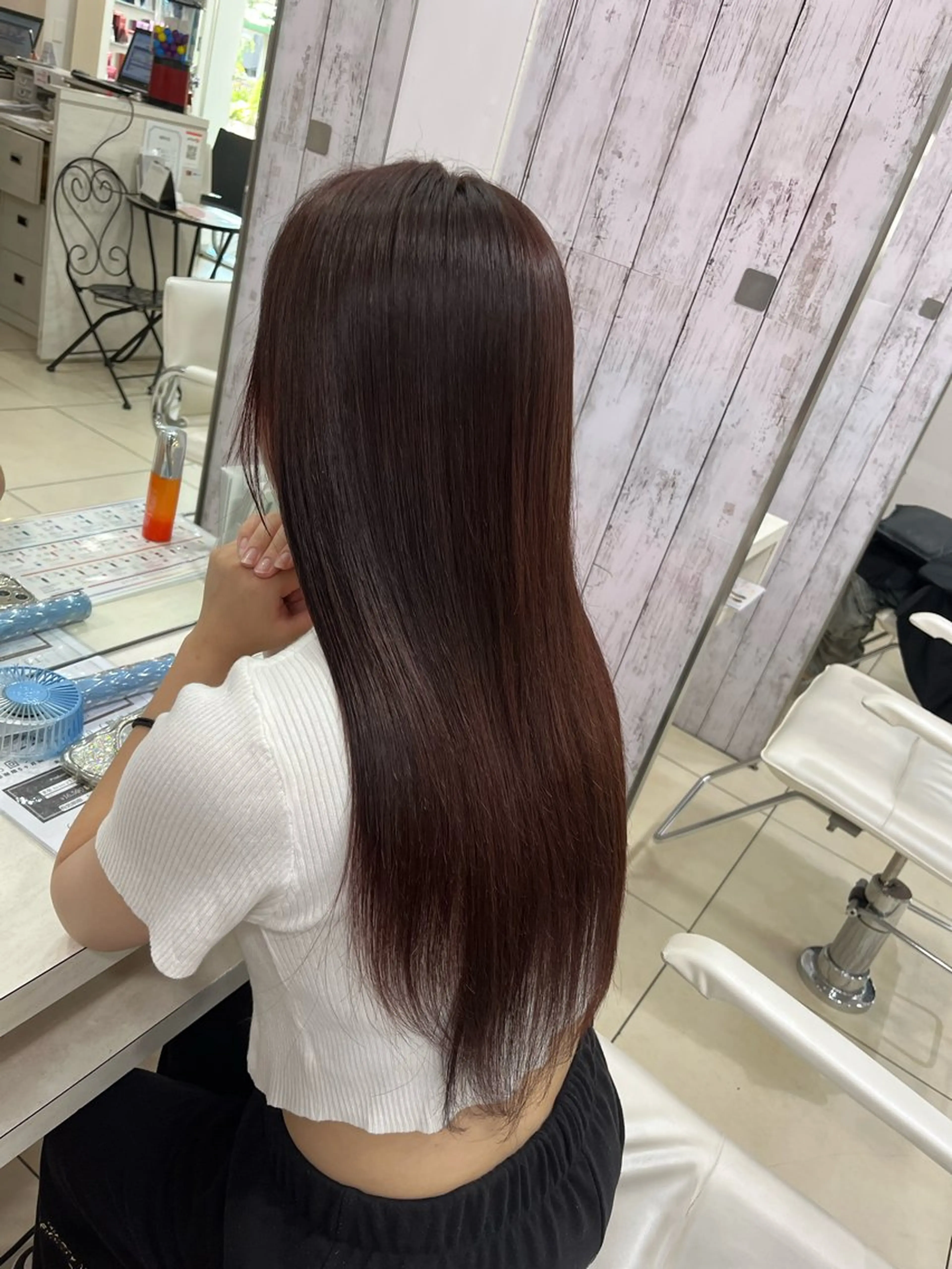 セミロング ヘアカラー トリートメント 【髪質改善カラー】 あむ·. ⟡ 🖤のヘアスタイル