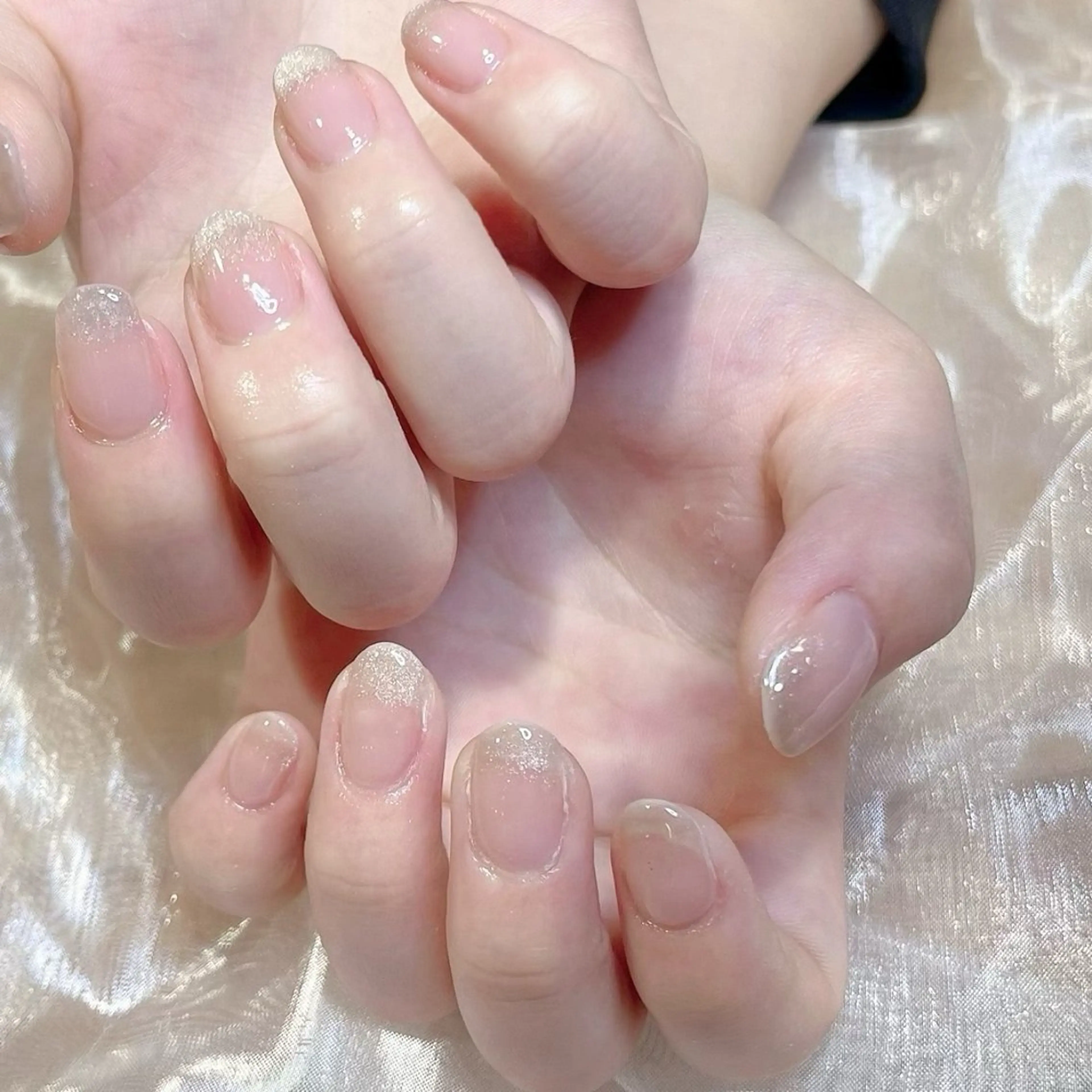 ネイル フレンチネイル グラデーション 韓国ネイル ラメ(グリッター) ラメグラデーション n.hair所属・HTM _PUPULAのネイルデザイン