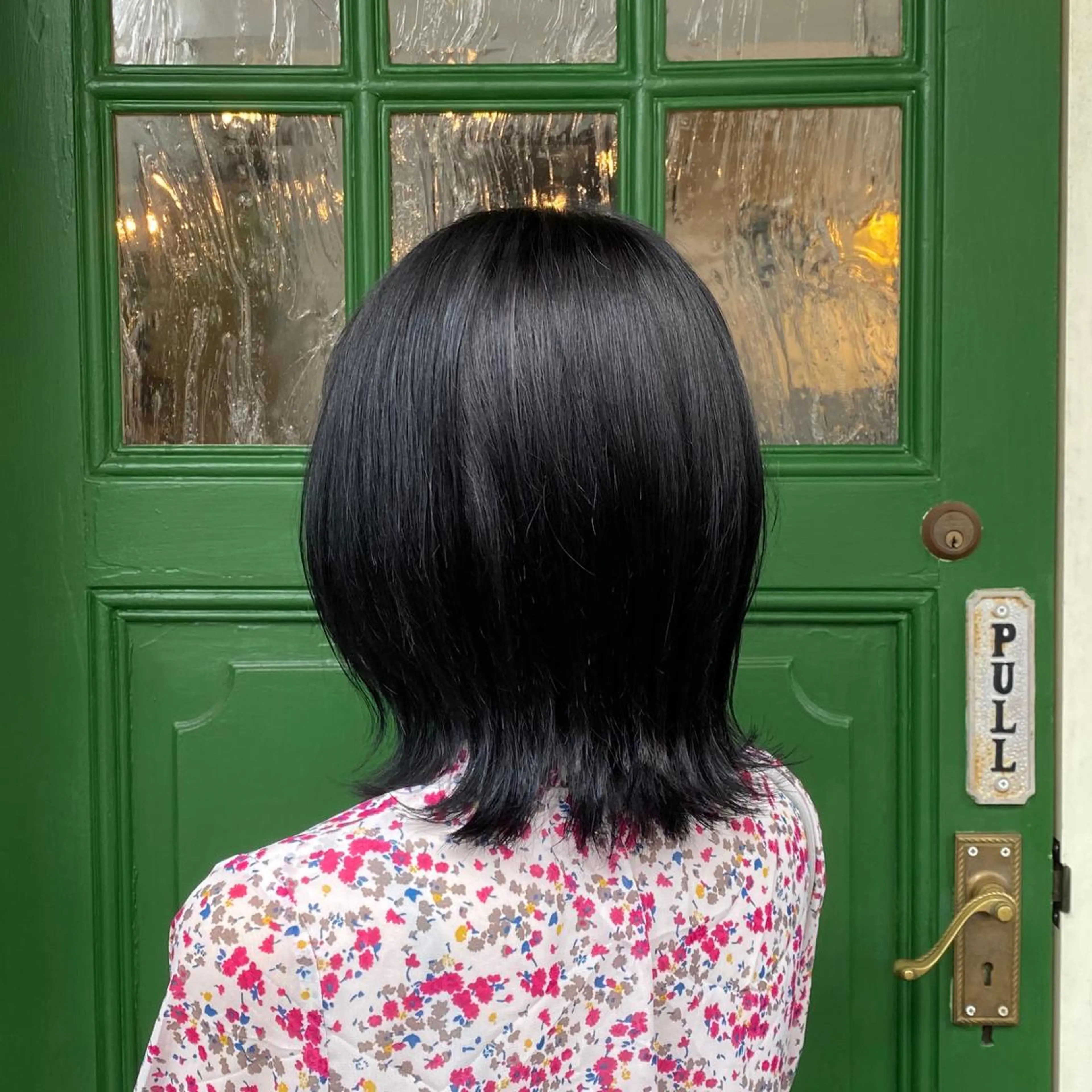 ミディアム カラー 黒髪 ナチュラルブラック ヘアカラー ヘッドスパ BRITS 渡辺 菜々子のヘアスタイル