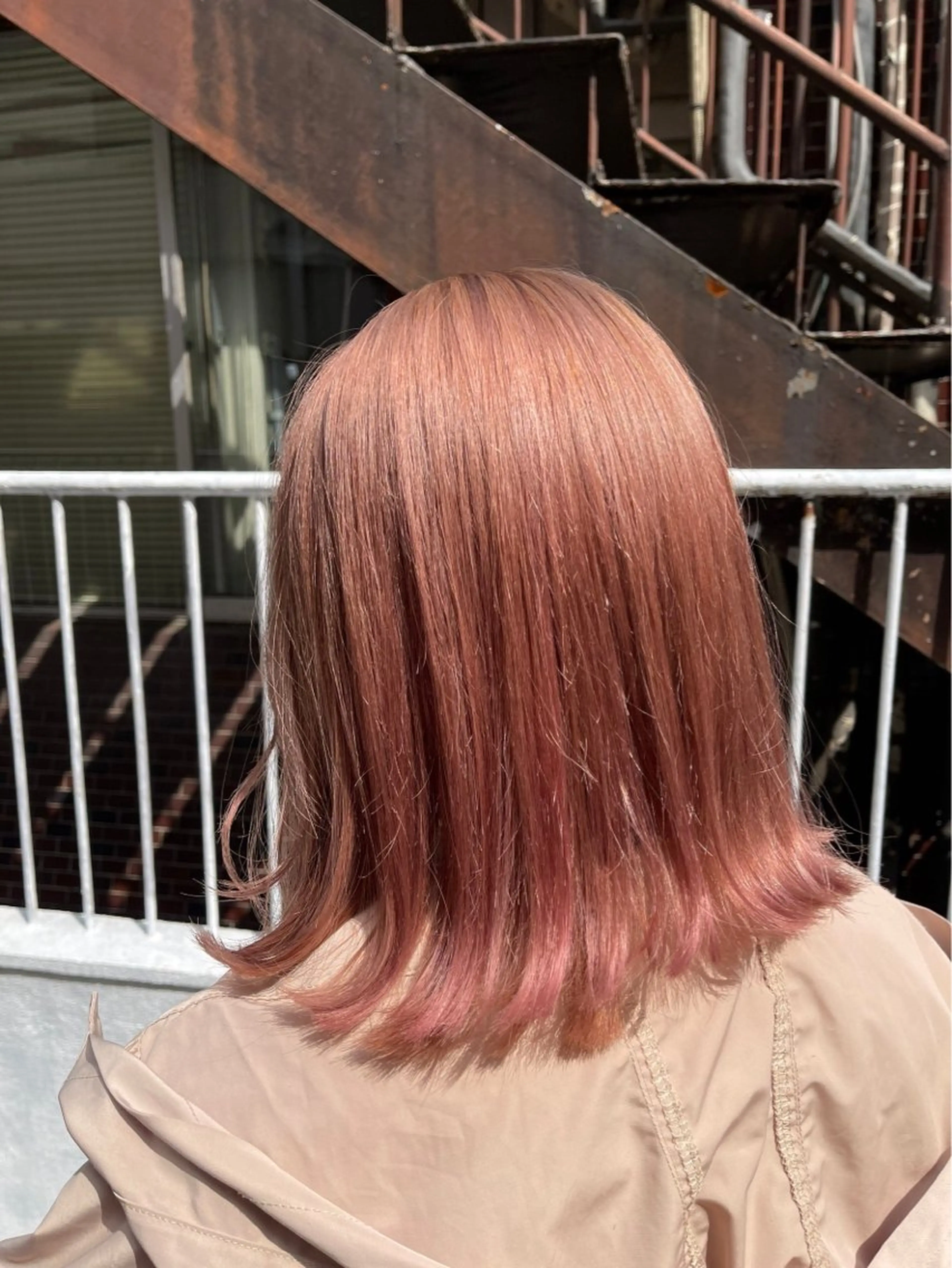 ミディアム カラー 笑顔100点で接客/ TATEのマツエク・マツパデザイン