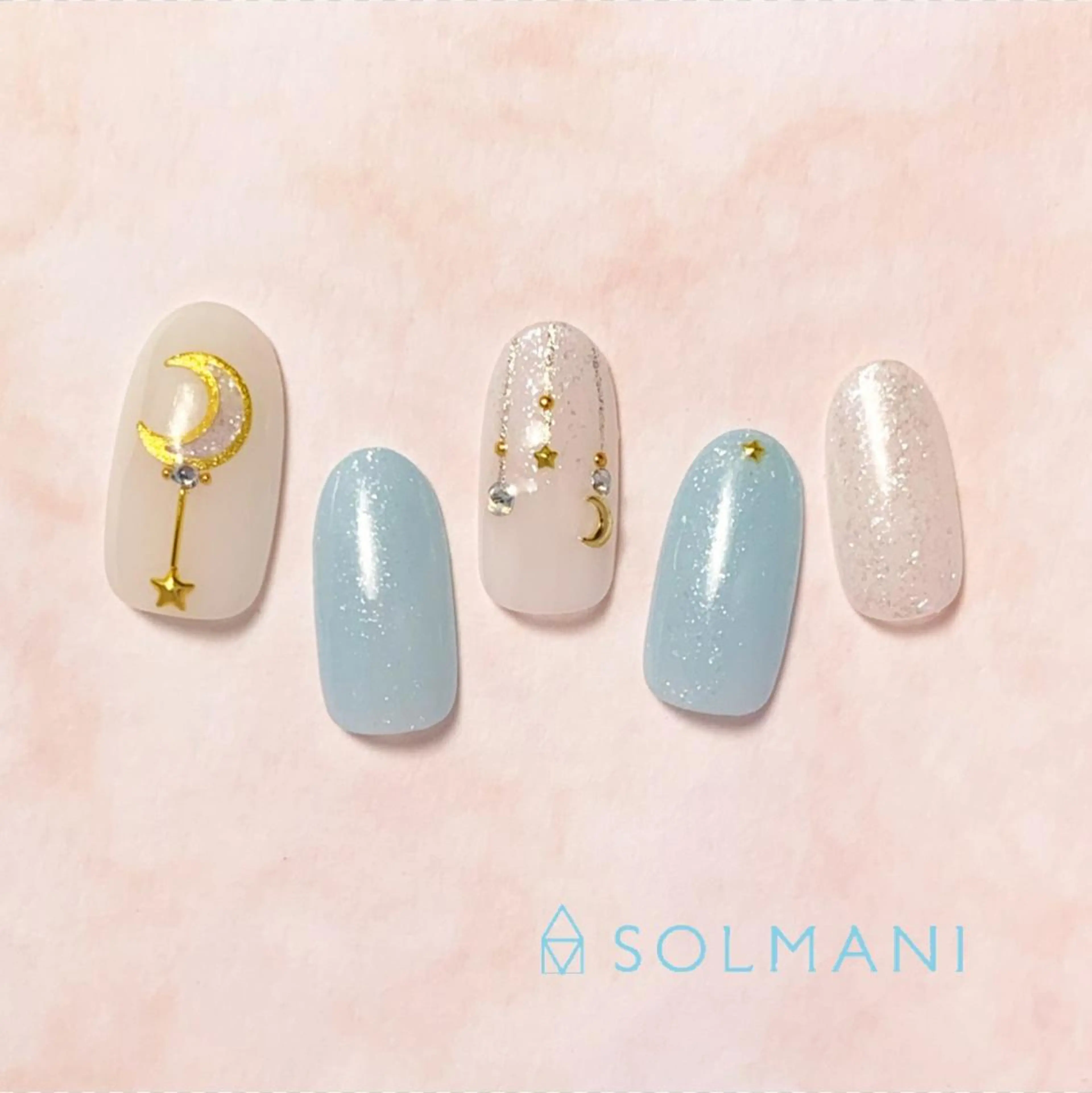 ネイル SOLMANI 予約担当のネイルデザイン