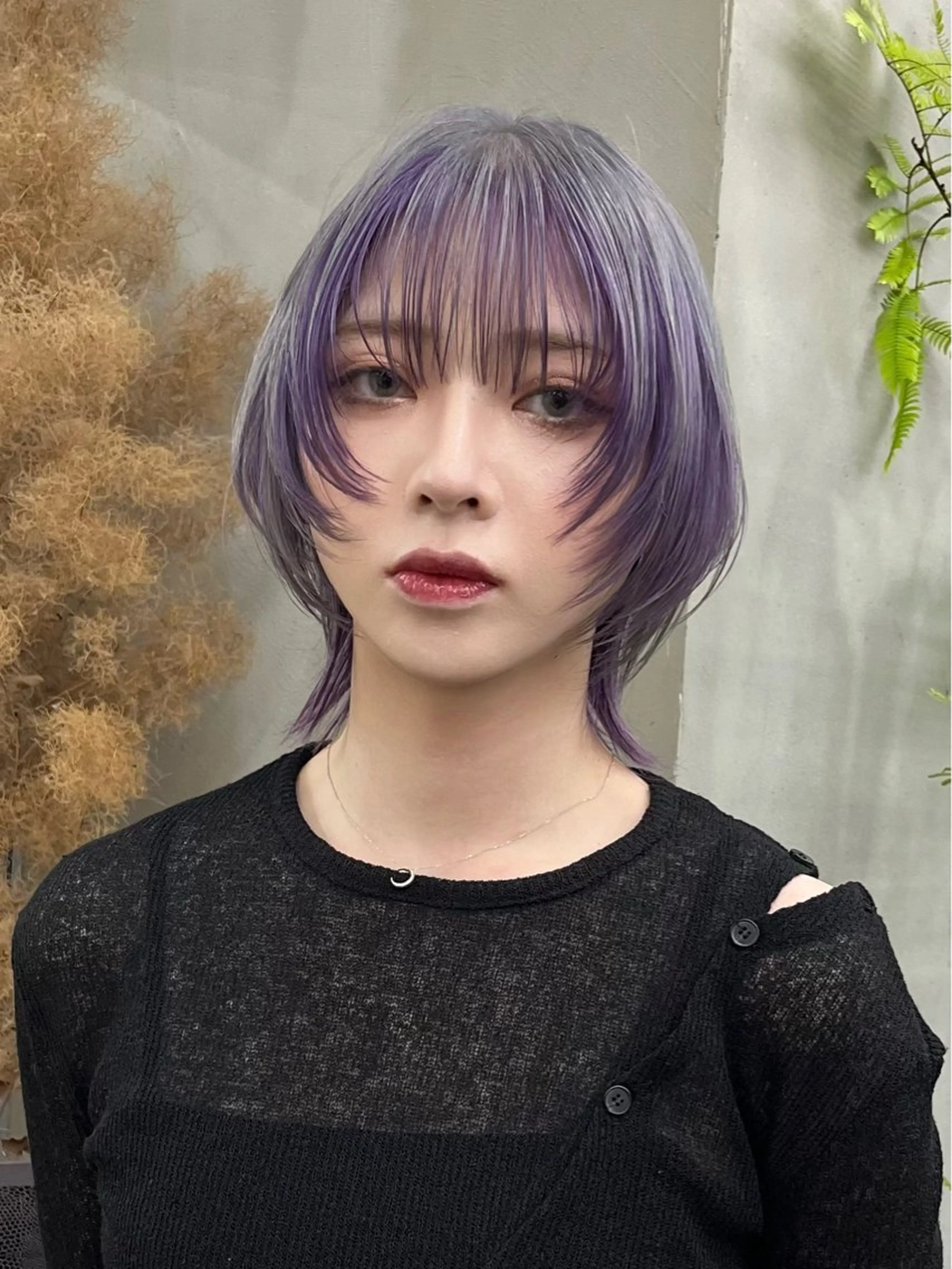 ミディアム カラー ラベンダーカラー シルバー 顔まわりレイヤー 顔周りカット レイヤーカット カット ヘアカラー ウルフ/レイヤー ⚡️ITSUKU⚡️のヘアスタイル