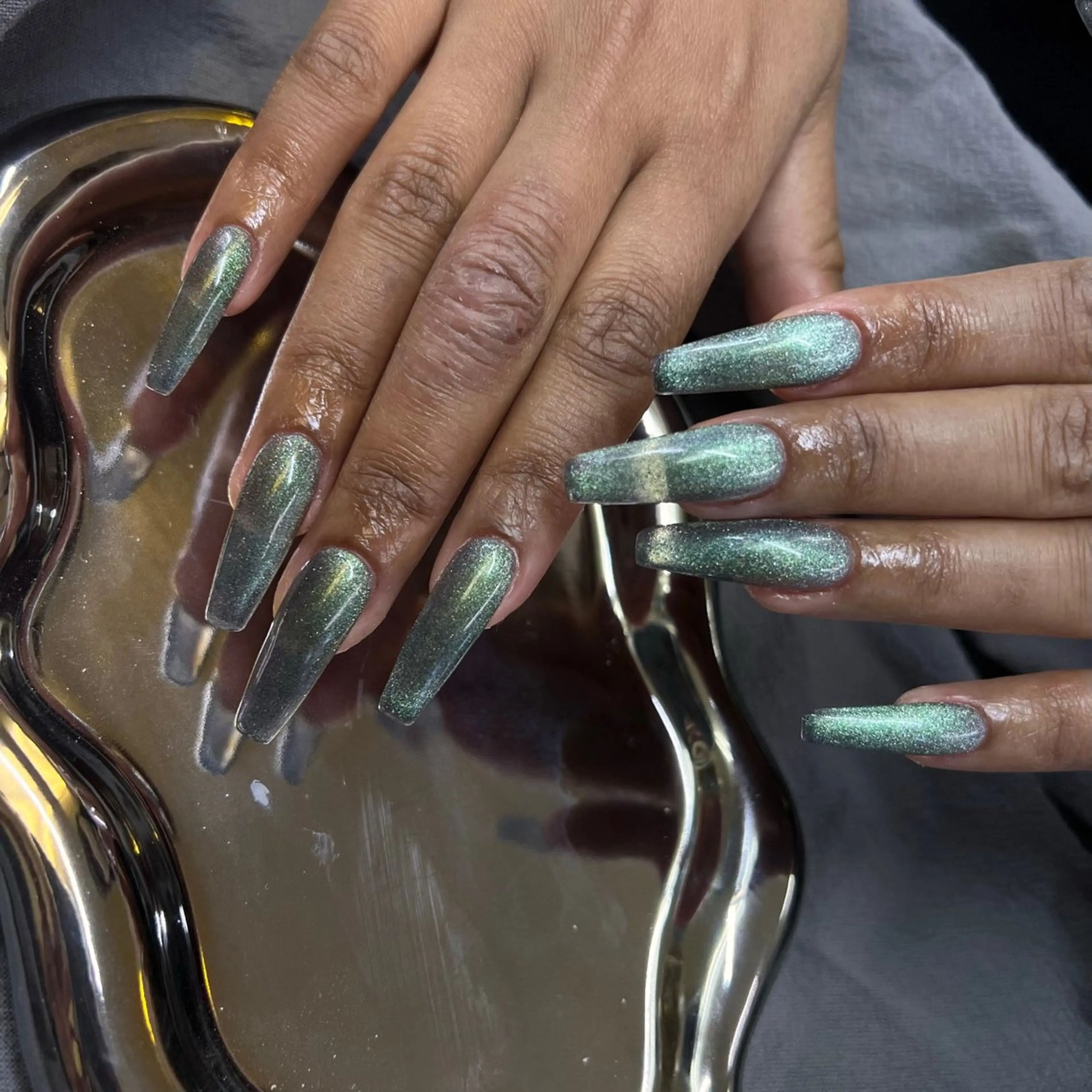 ネイル ノブ.ネイルサロン所属・ノブ ネイルのネイルデザイン