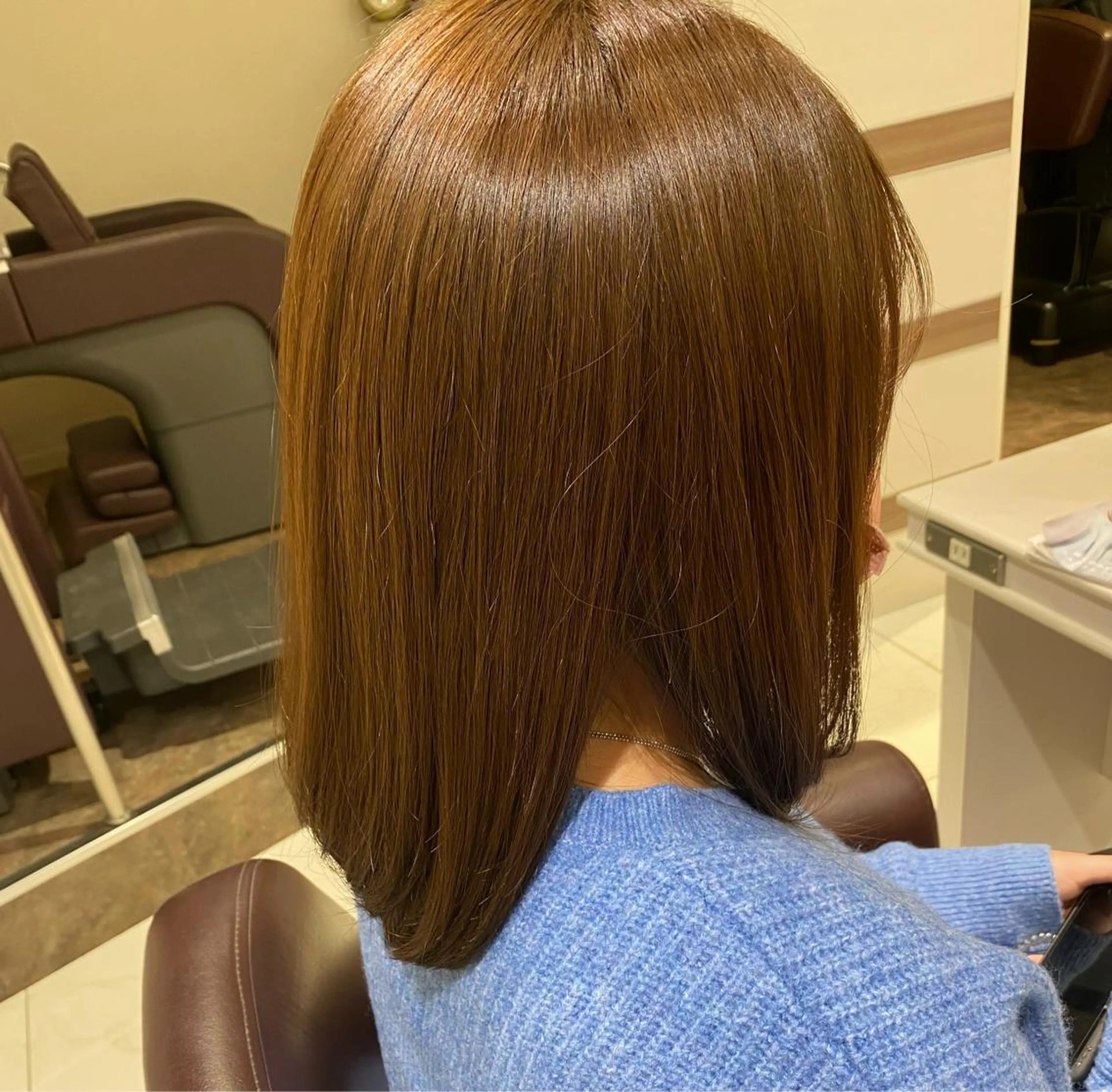 セミロング カラー ベージュカラー ブラウンカラー 仁科 友恵のヘアスタイル