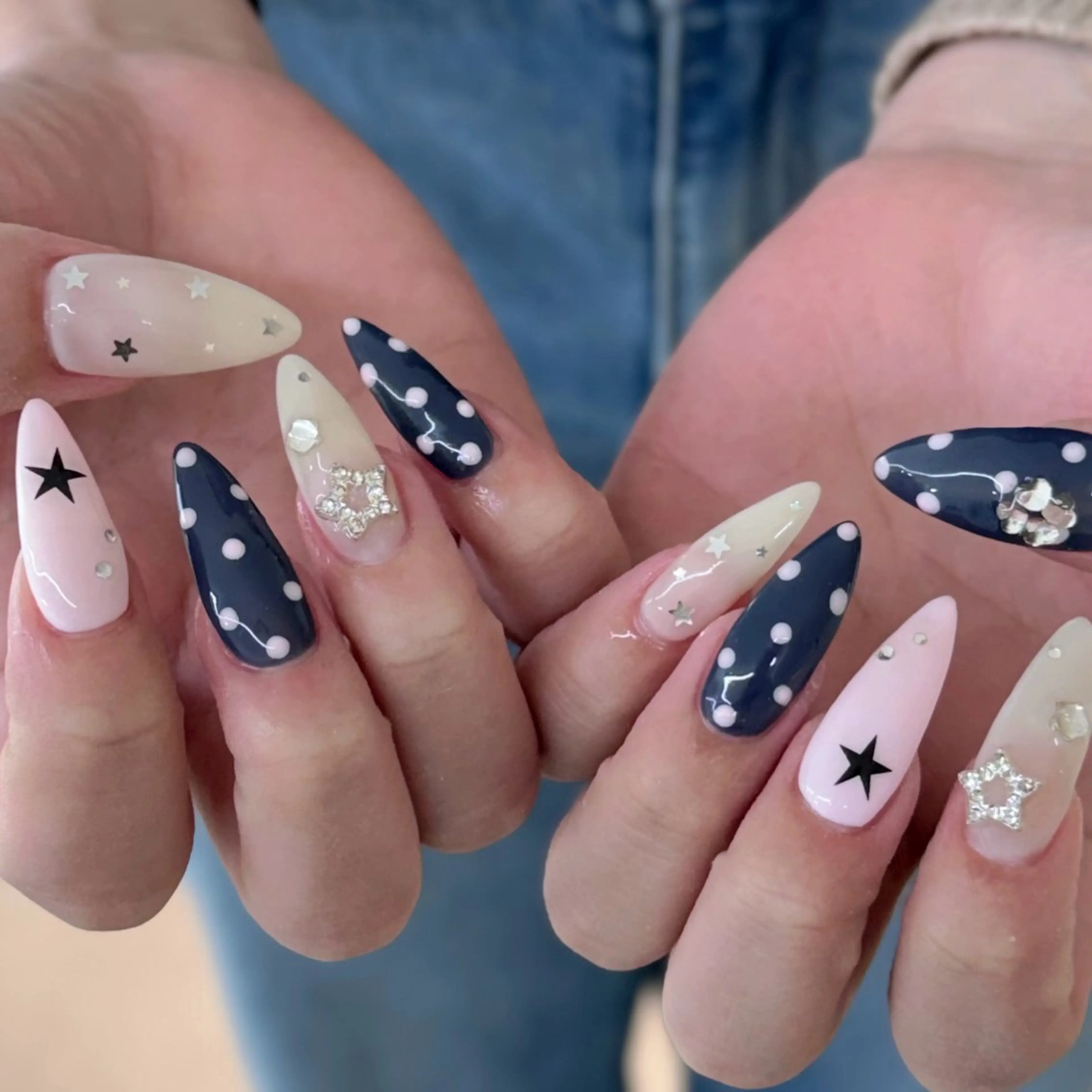 ネイル ハンドネイル ハンドケア Chizuru ☾ ໋のネイルデザイン