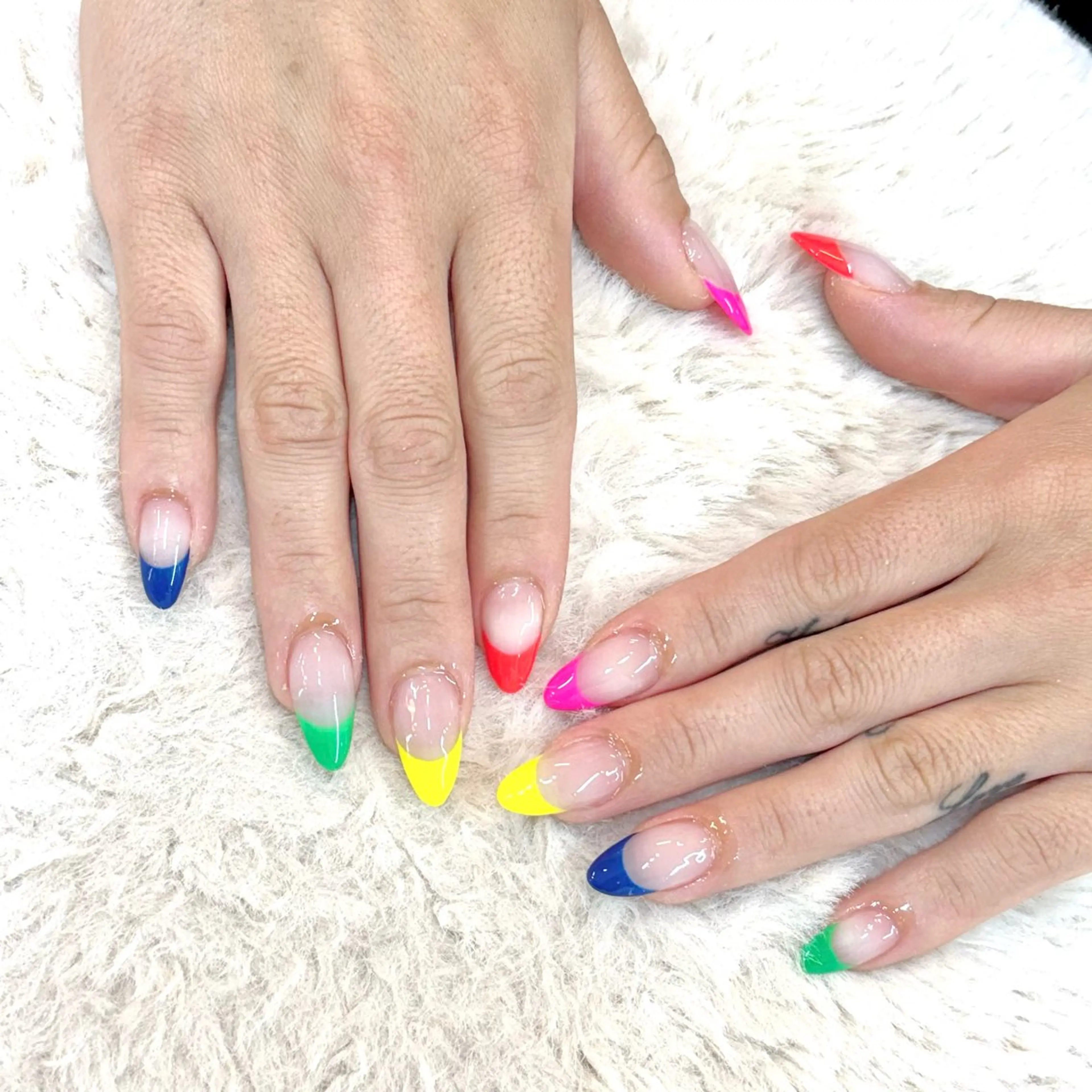 ネイル フレンチネイル ロングネイル スカルプネイル ハンドネイル Chipie_ ayanoのネイルデザイン