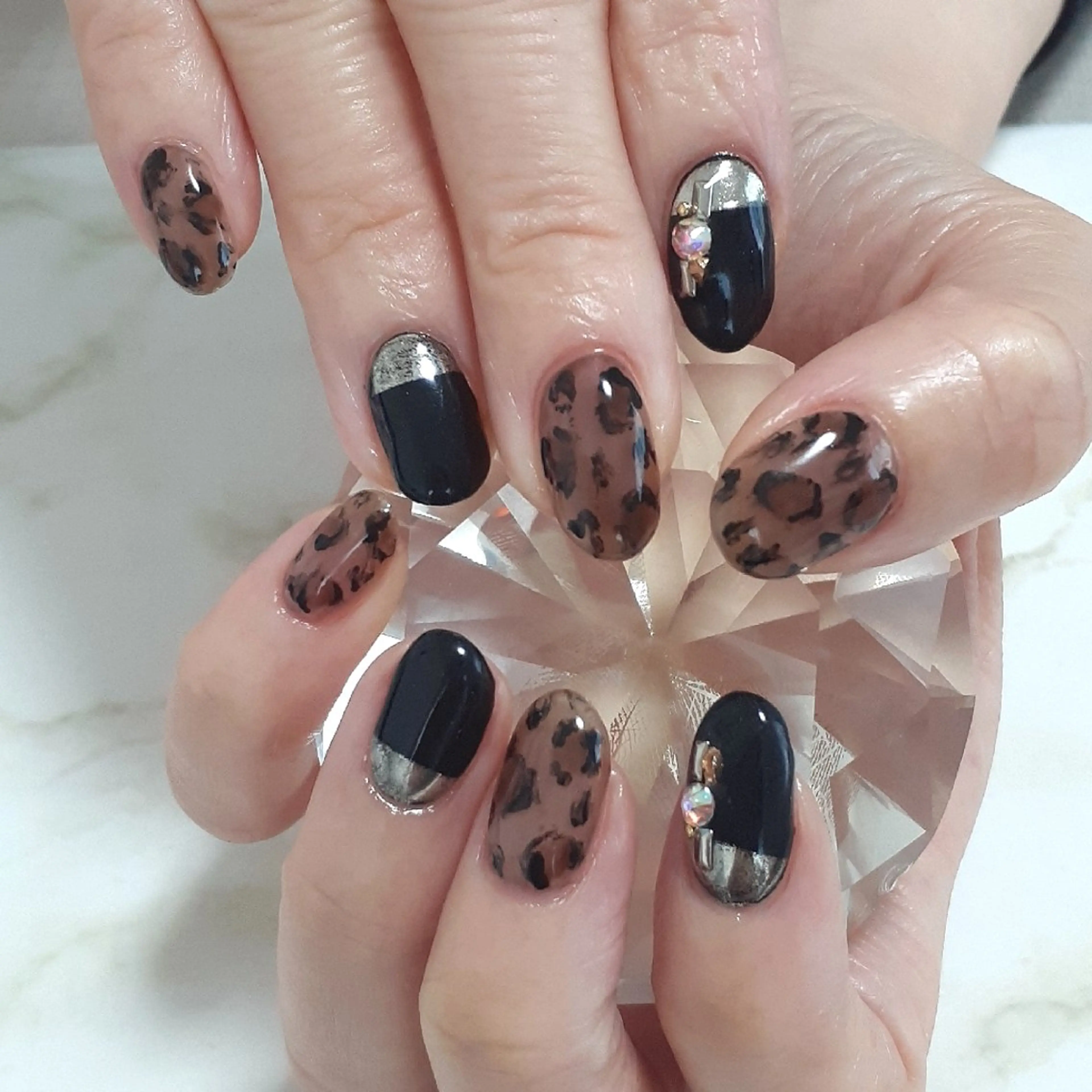 ネイル ハンドネイル 池元 真由美のネイルデザイン