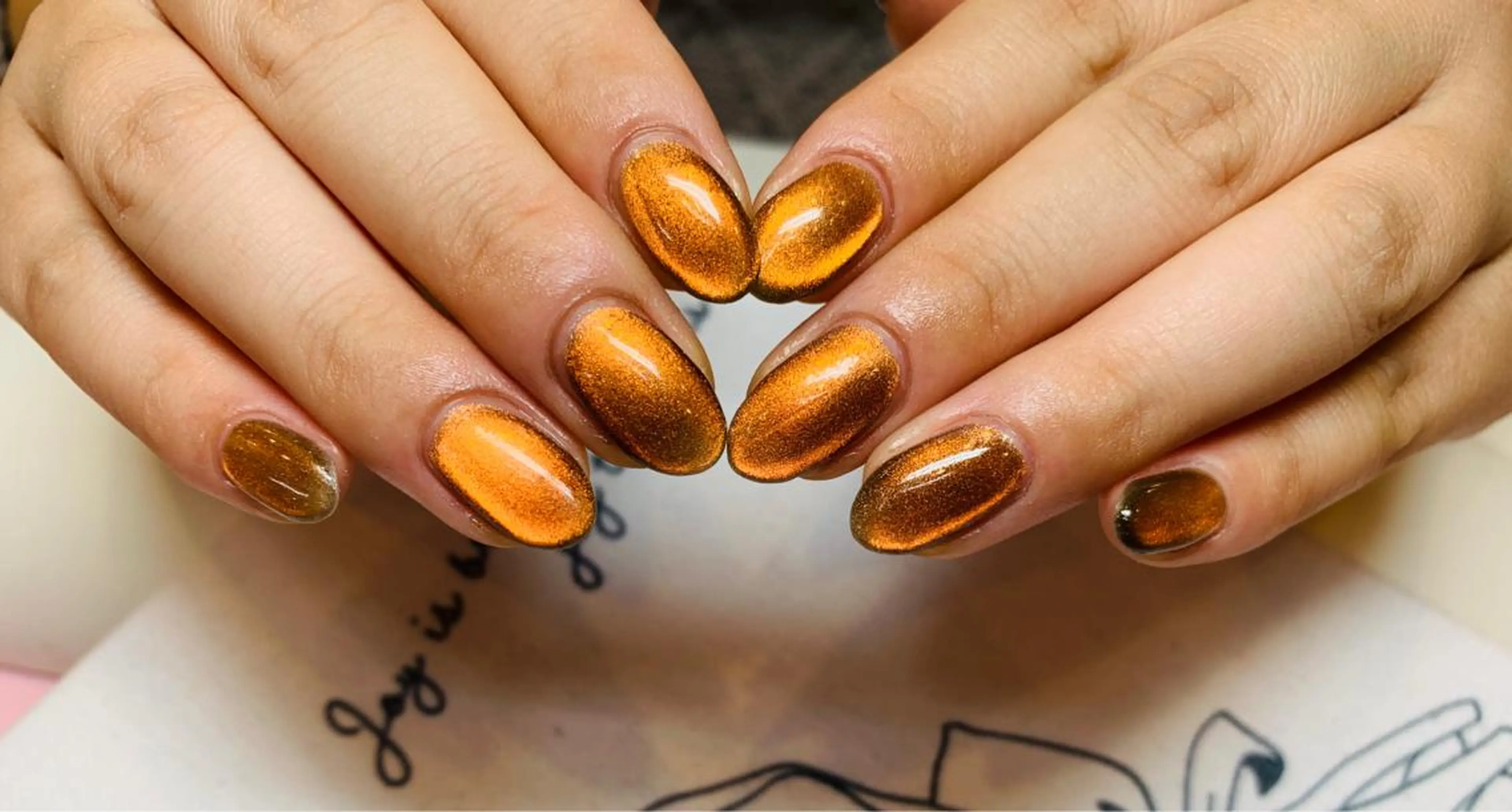 ネイル Ui_Amor (パラジェル)のネイルデザイン