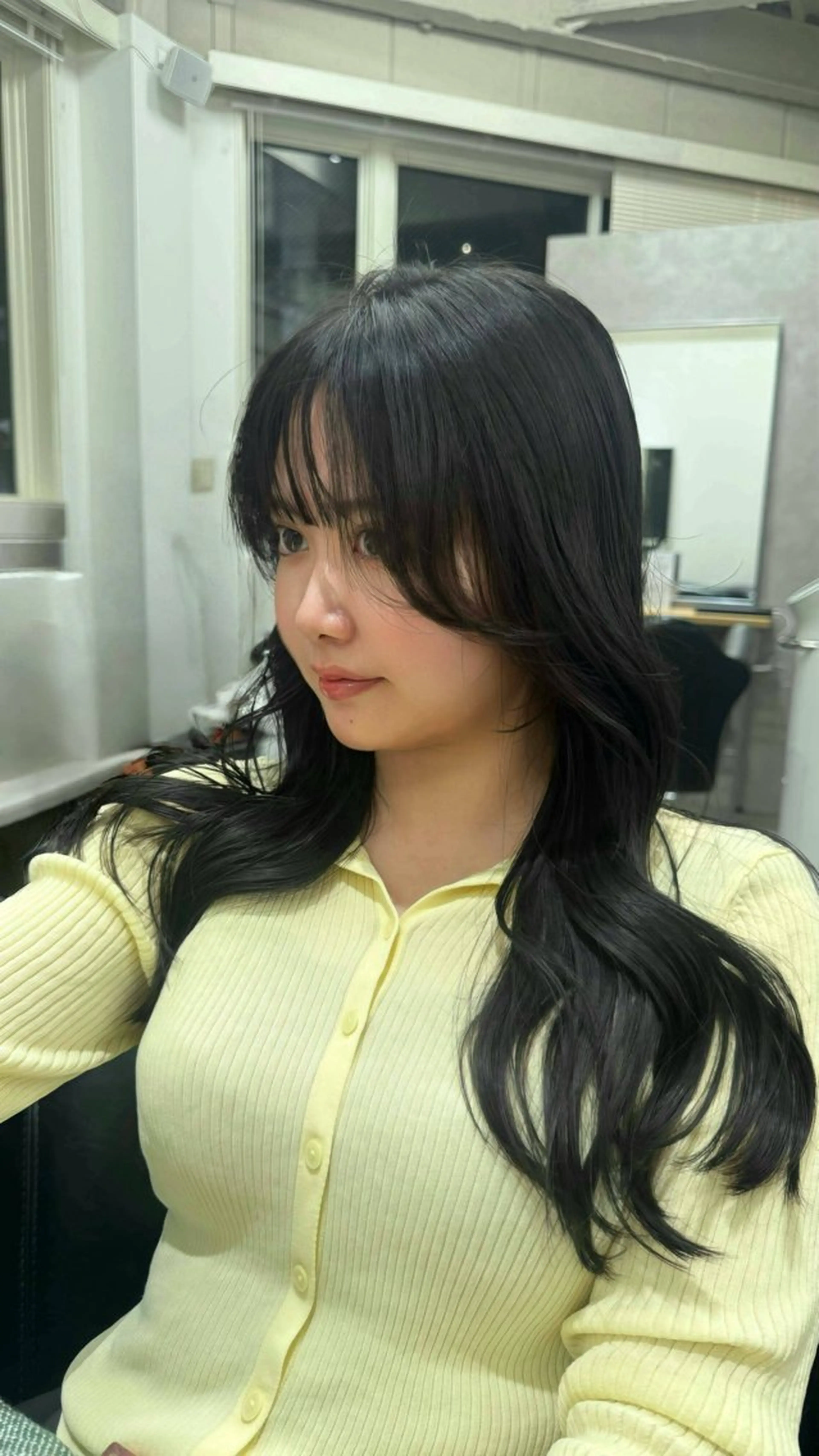 ロング 白髪ぼかし 👒堀江・ヨンスクのヘアスタイル