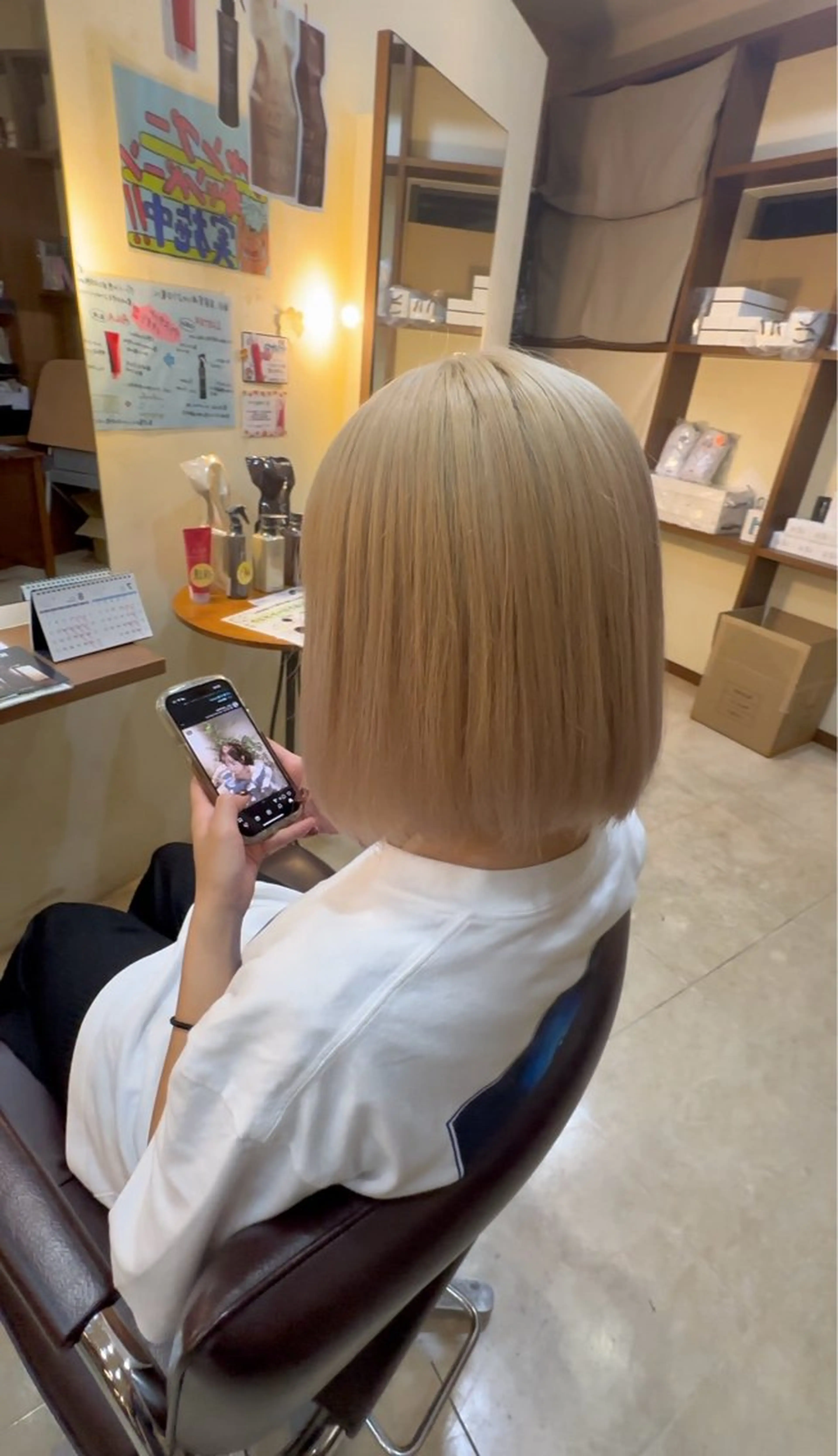 ショート カラー ヘアカラー hair&makeRIHGA所属・鈴木希優 /ハイトーンカラーのヘアスタイル