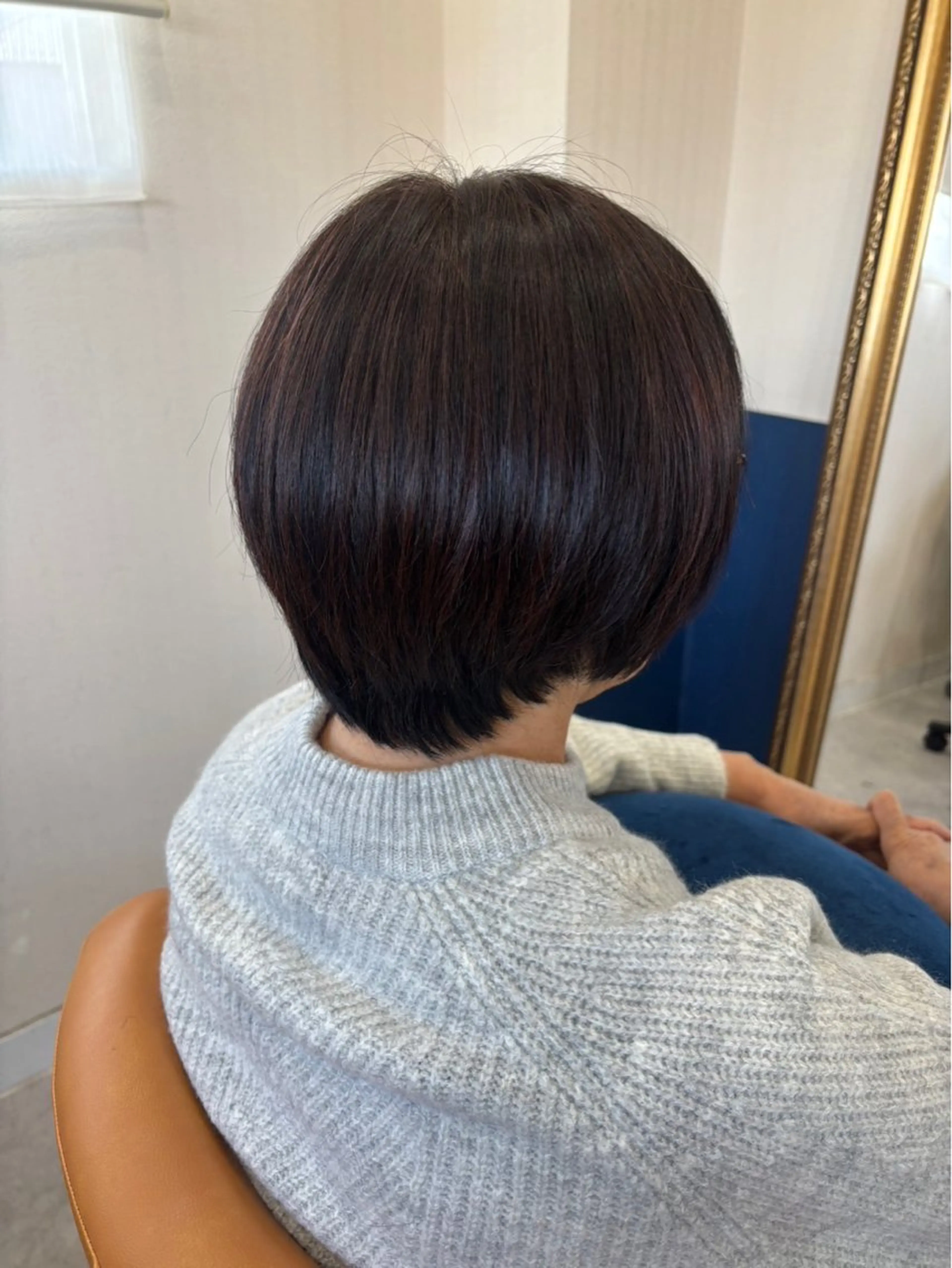 ショート カット ヘアカラー 髪の家 tiki所属・髪の家 tikiのヘアスタイル