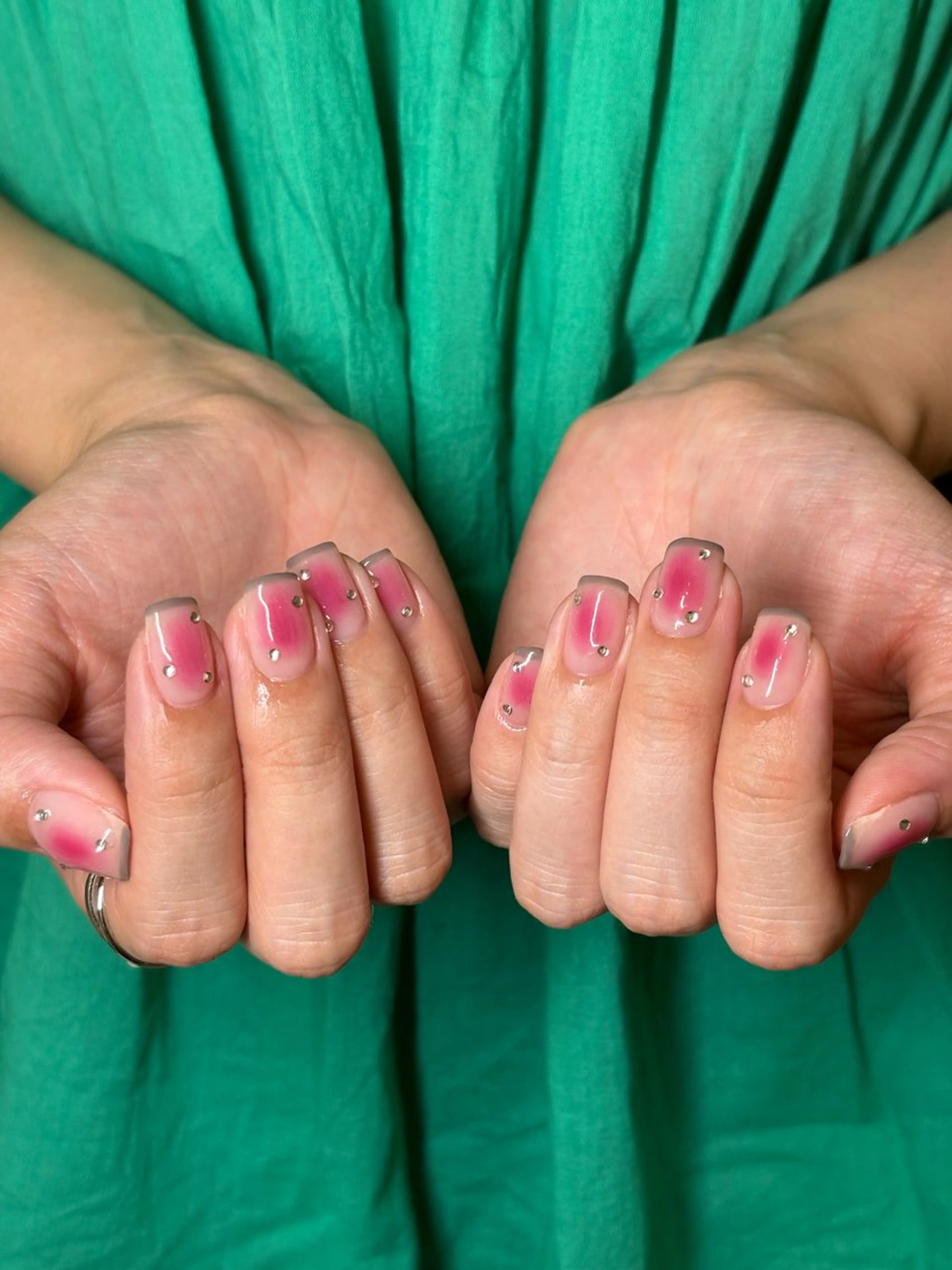 ネイル ハンドネイル un.  private nail salon所属・un.private nail salonのネイルデザイン