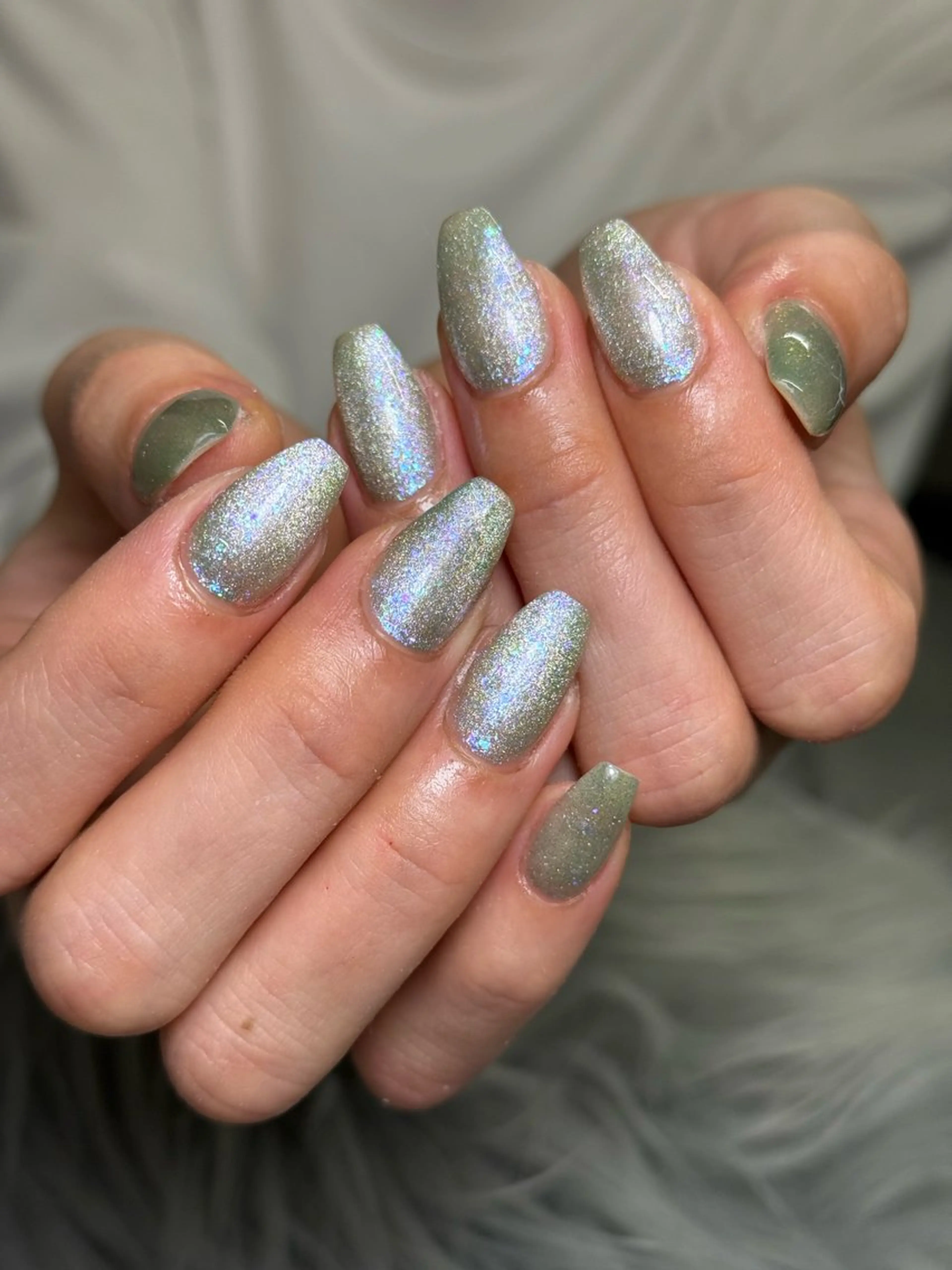 ネイル グリーン ラメ(グリッター) マグネットネイル マグネットワンカラー ワンカラーネイル ハンドネイル Nail salon h所属・nail salon h🎀小夏のネイルデザイン