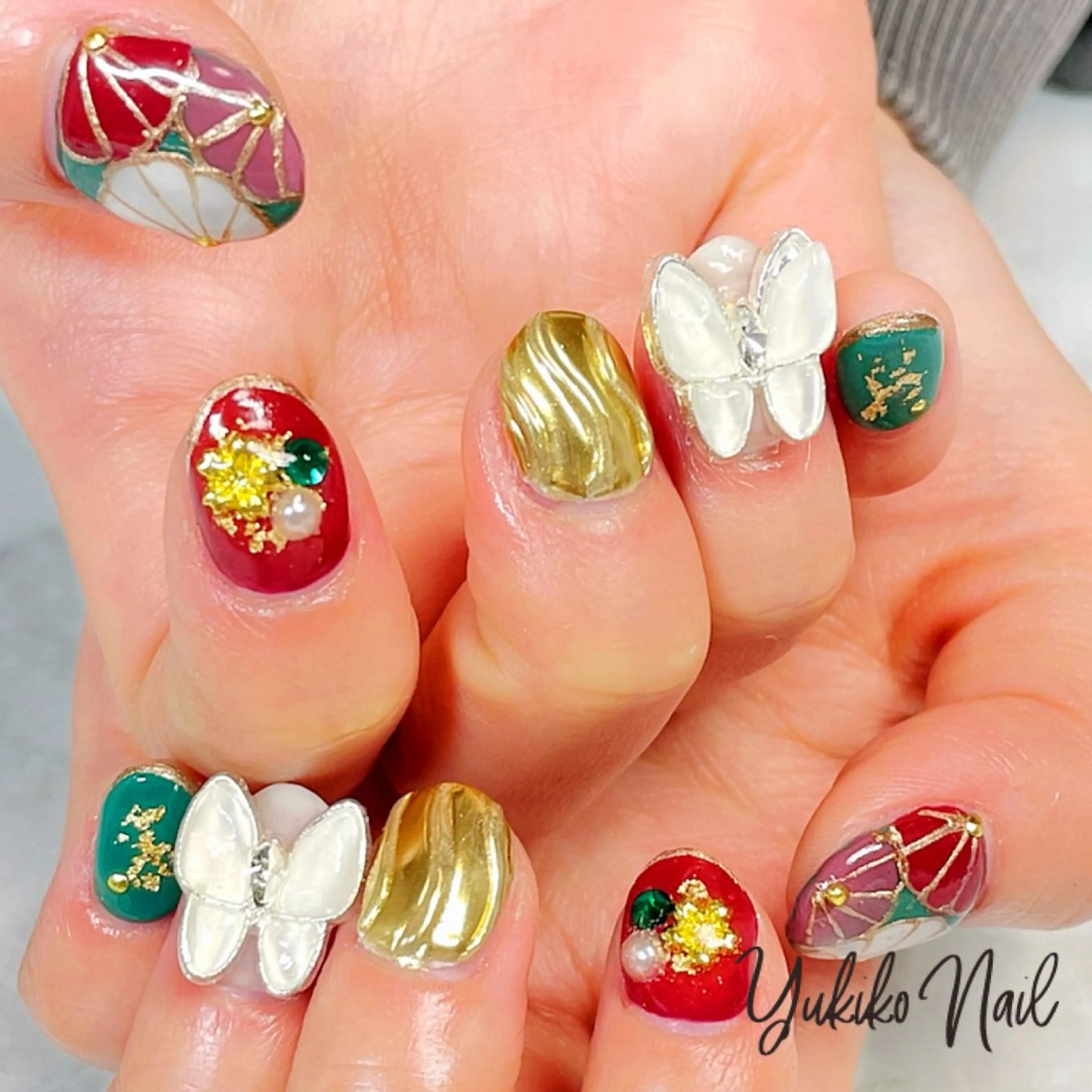 ネイル 成人式 ハンドネイル ユキコ ネイルのネイルデザイン