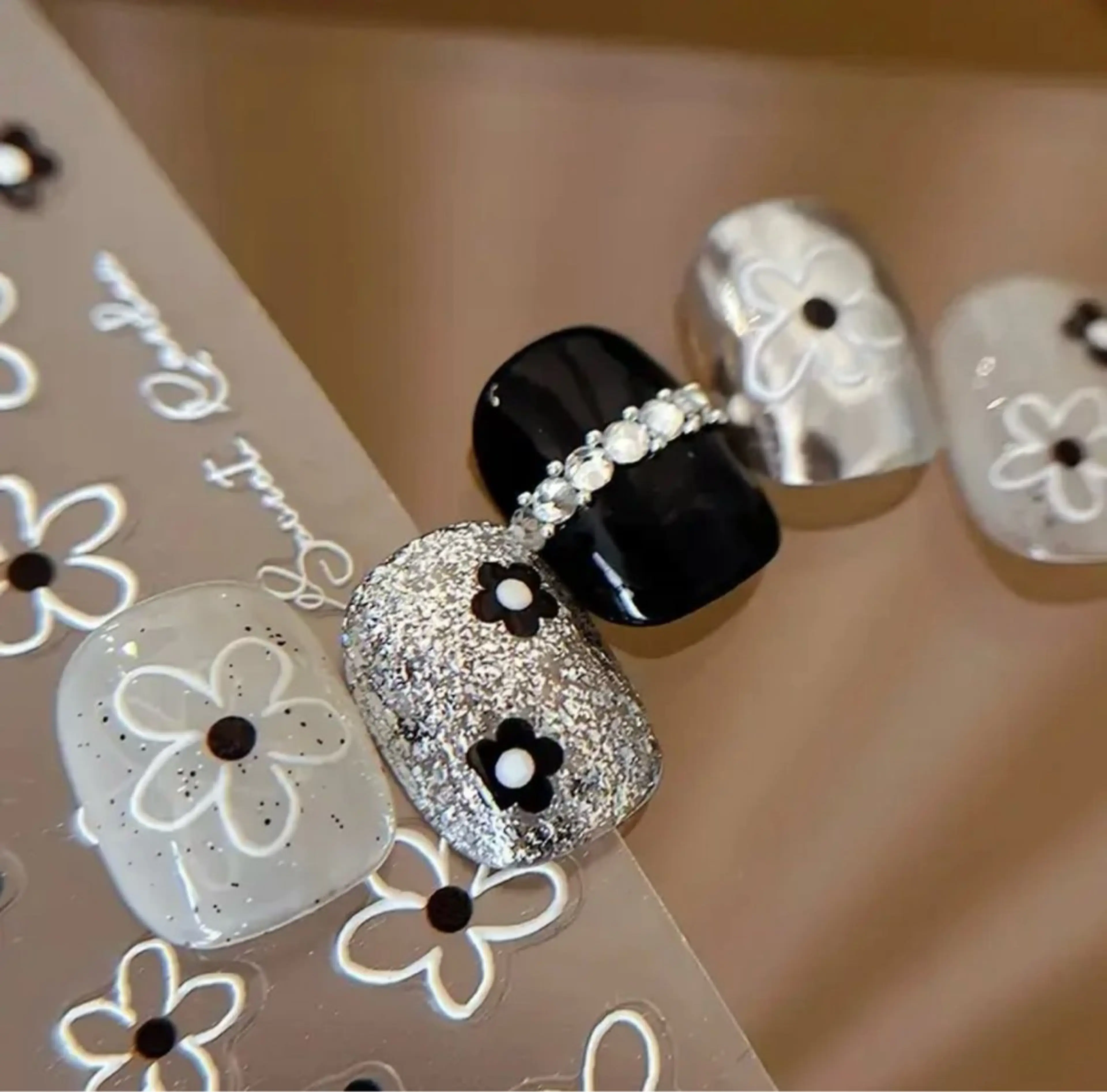 ネイル Kawaii Nail Salon所属・YURI NAIL NARITAのネイルデザイン