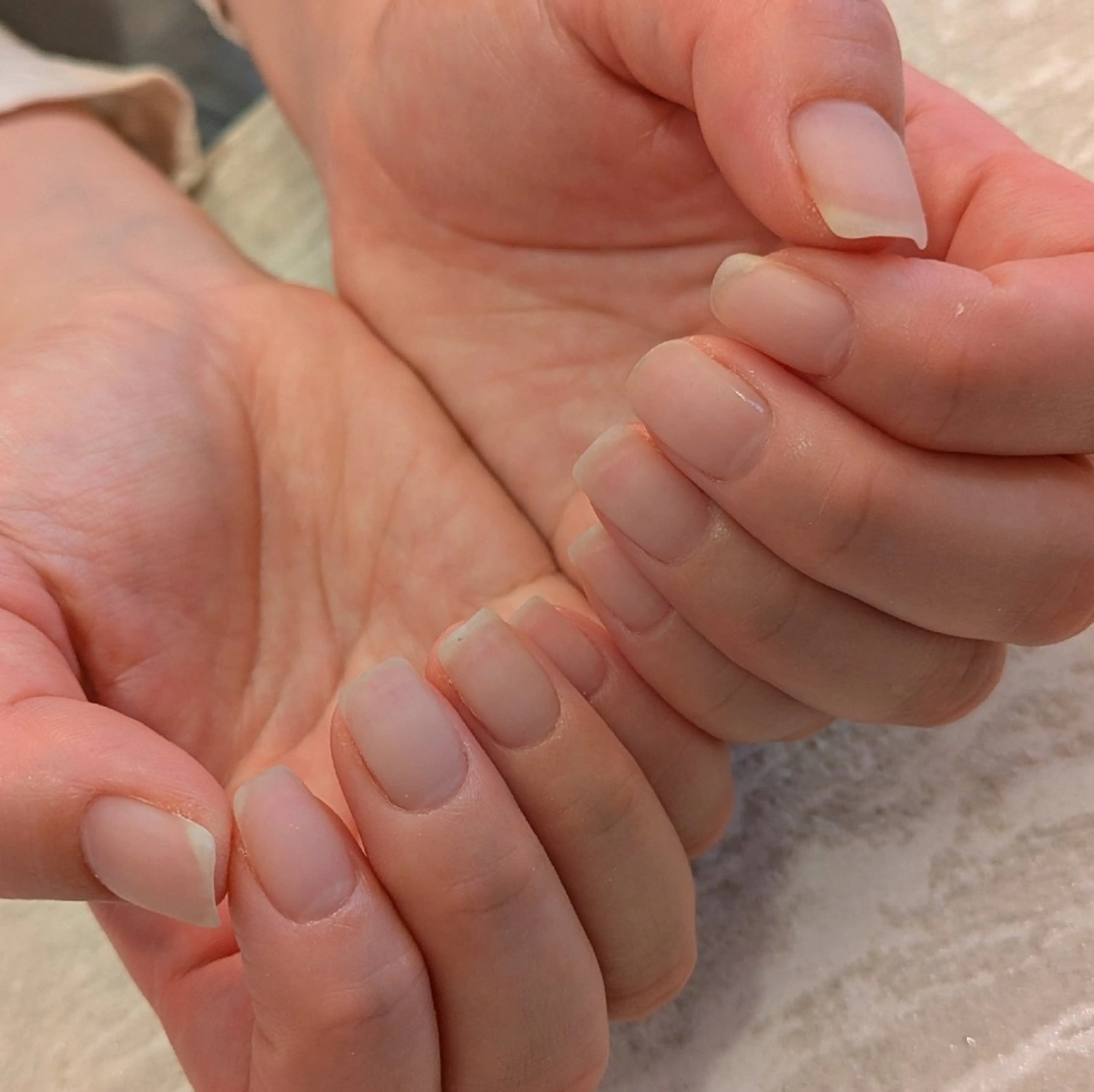 ネイル ジェヌインネイル 河内のネイルデザイン