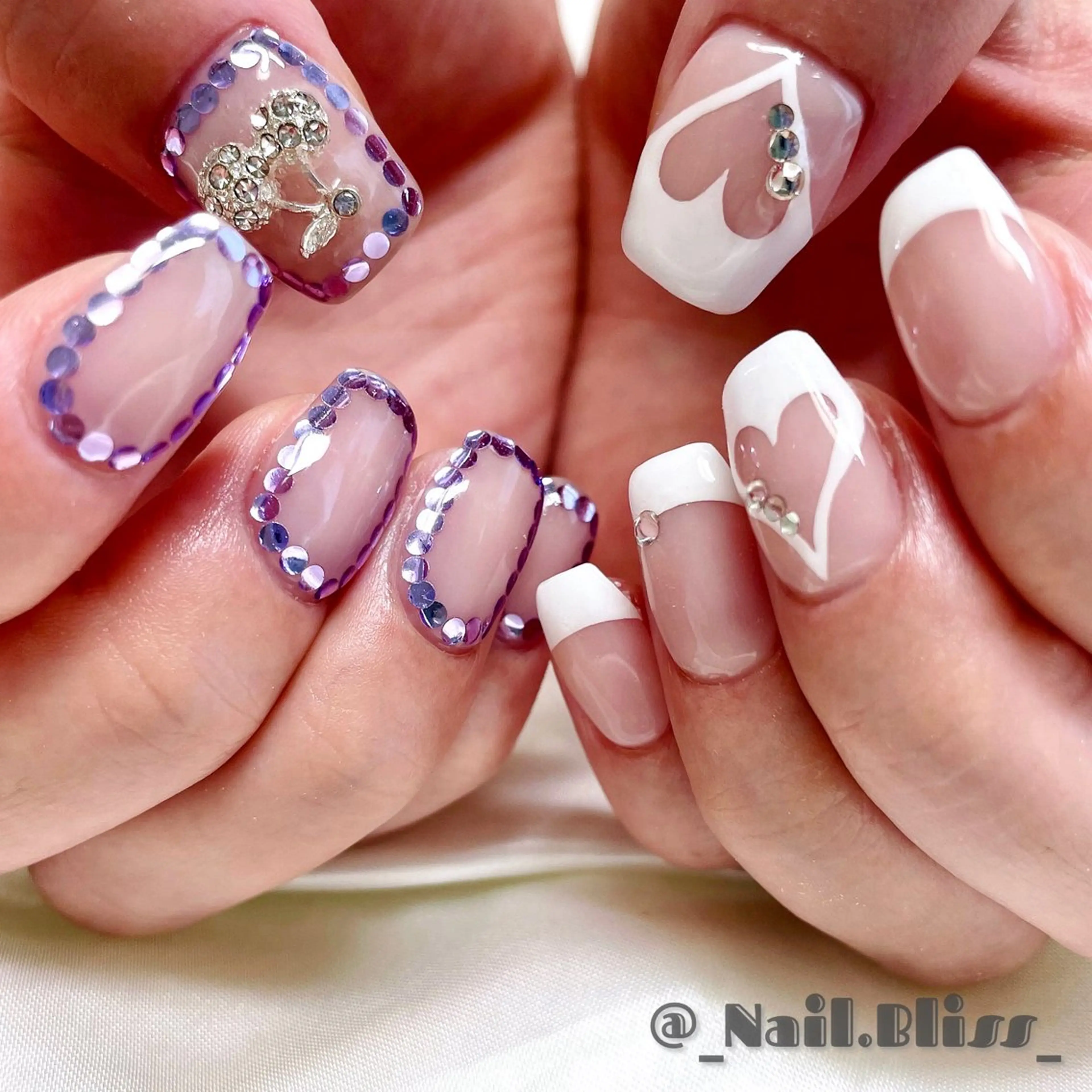 ネイル フレンチネイル ハート 持ち込み ハンドネイル NAIL BLISSのネイルデザイン