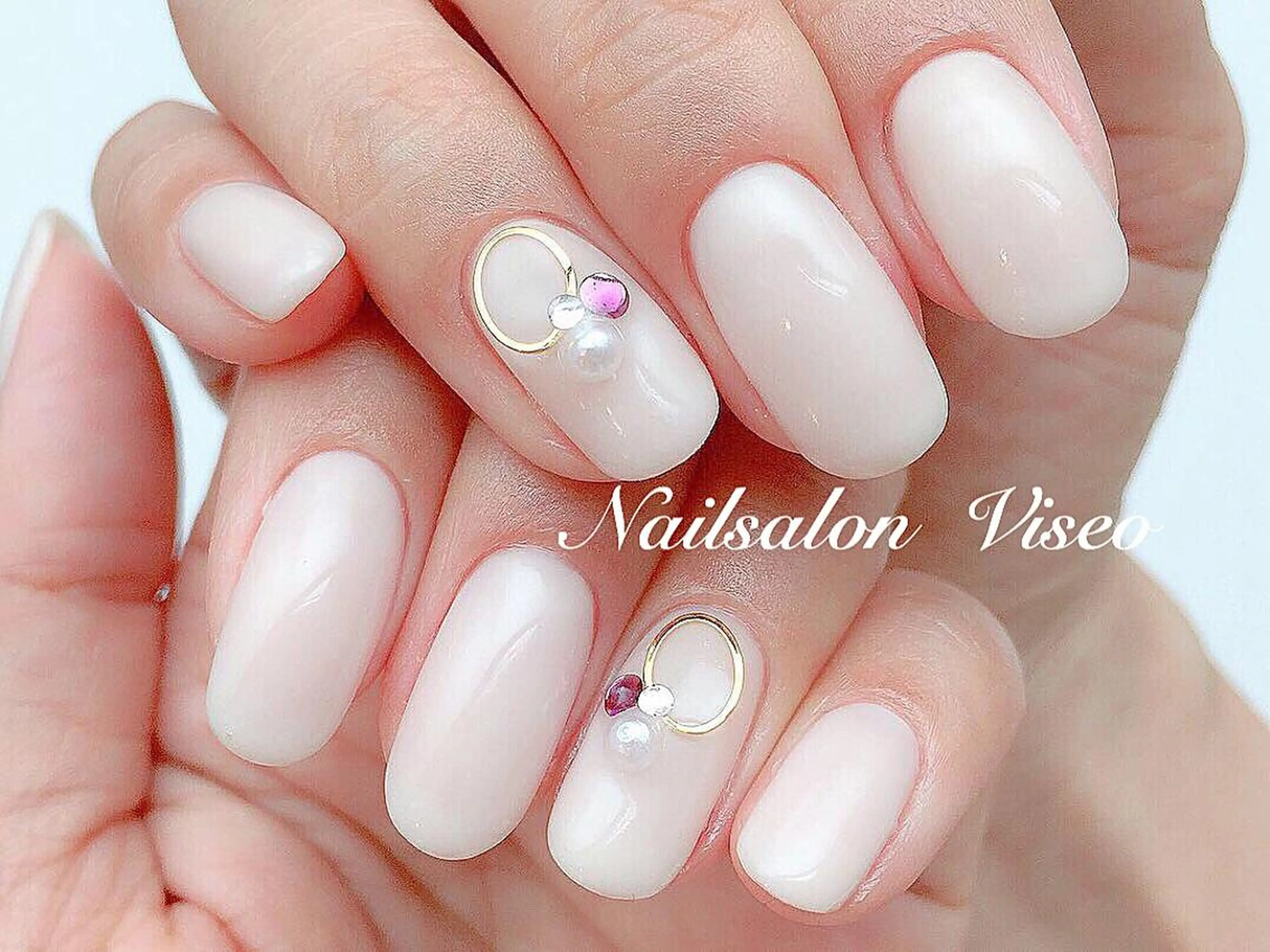 ネイル Viseo《6週間 長持ちパラジェル》のネイルデザイン