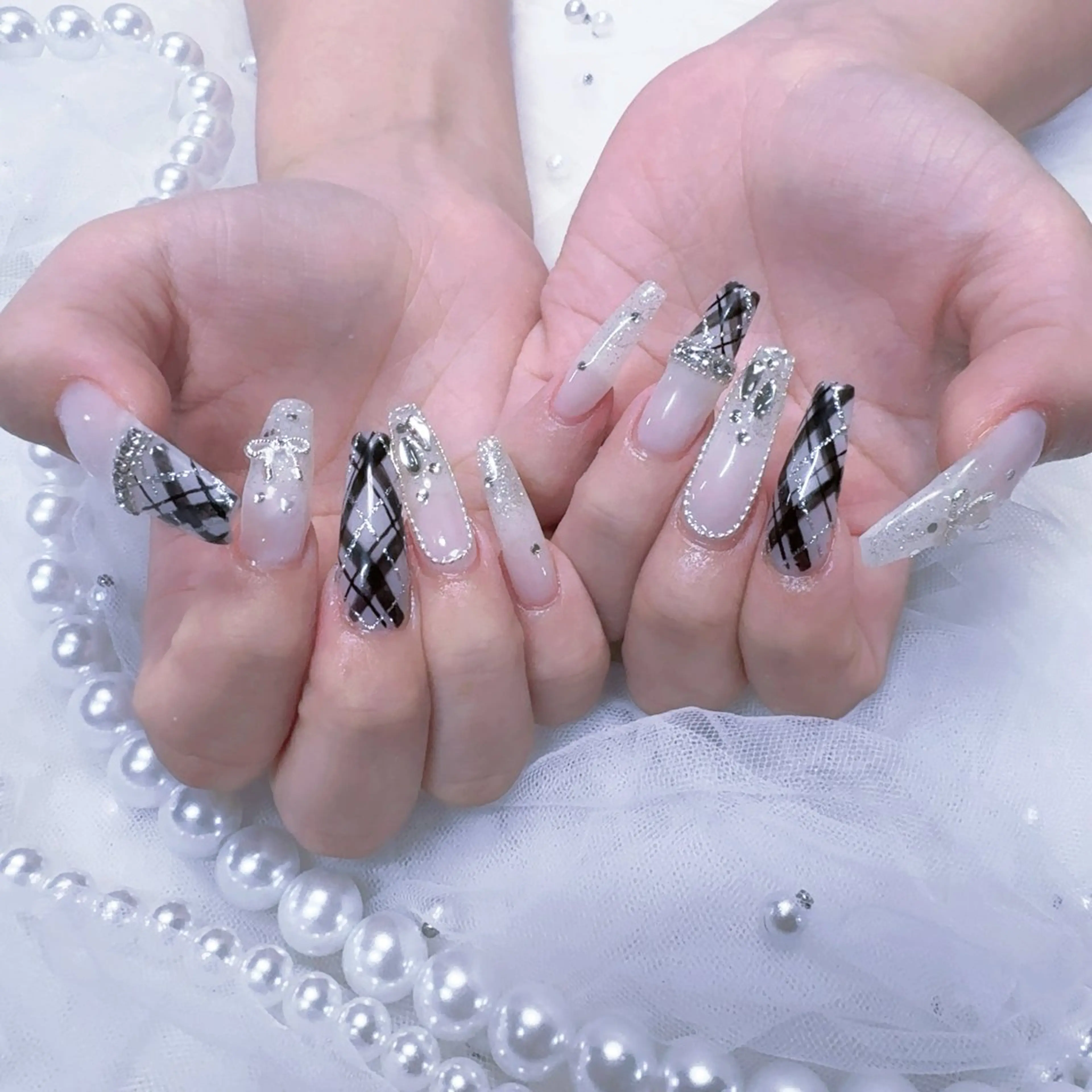 ネイル ハンドネイル 🐝TOMO🎀ིྀ 【パラジェル取扱店】のネイルデザイン