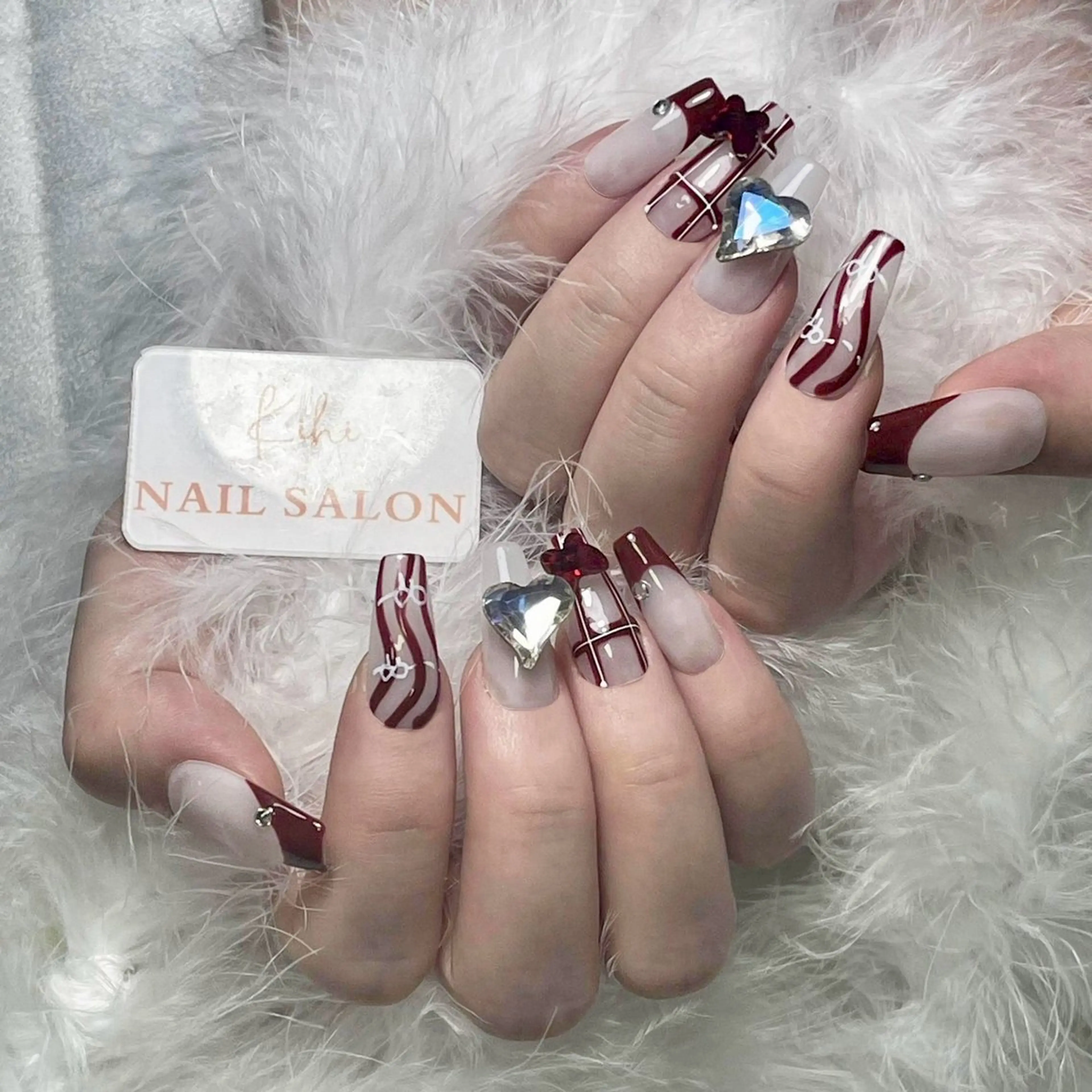 ネイル アートネイル フレンチネイル ジェルネイル グラデーション 韓国ネイル ハンドネイル ハンドケア さくら💮💮 【オフ無料】のネイルデザイン