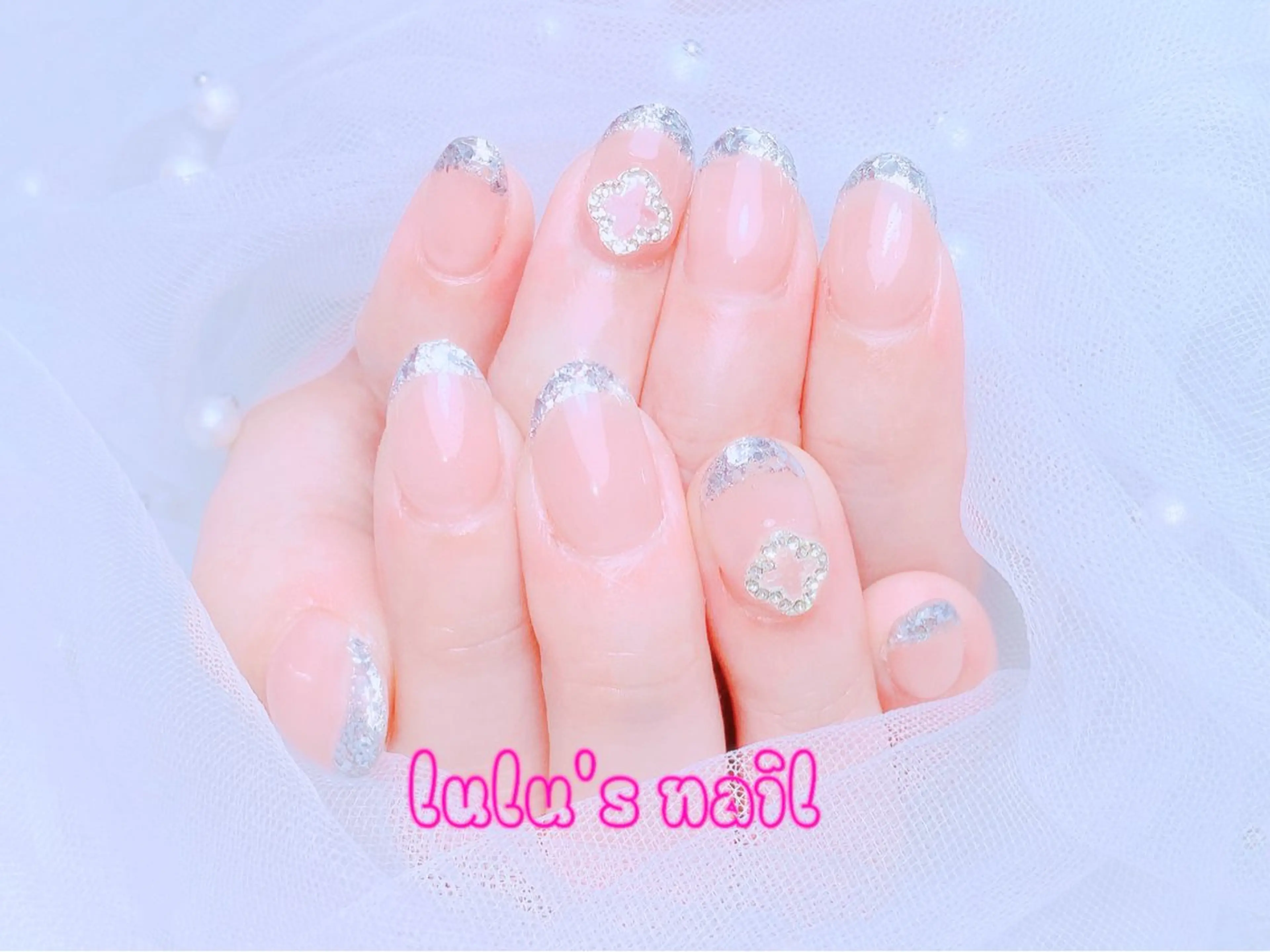 ネイル フレンチネイル ガラスフレンチ Lulu’s ネイルのネイルデザイン