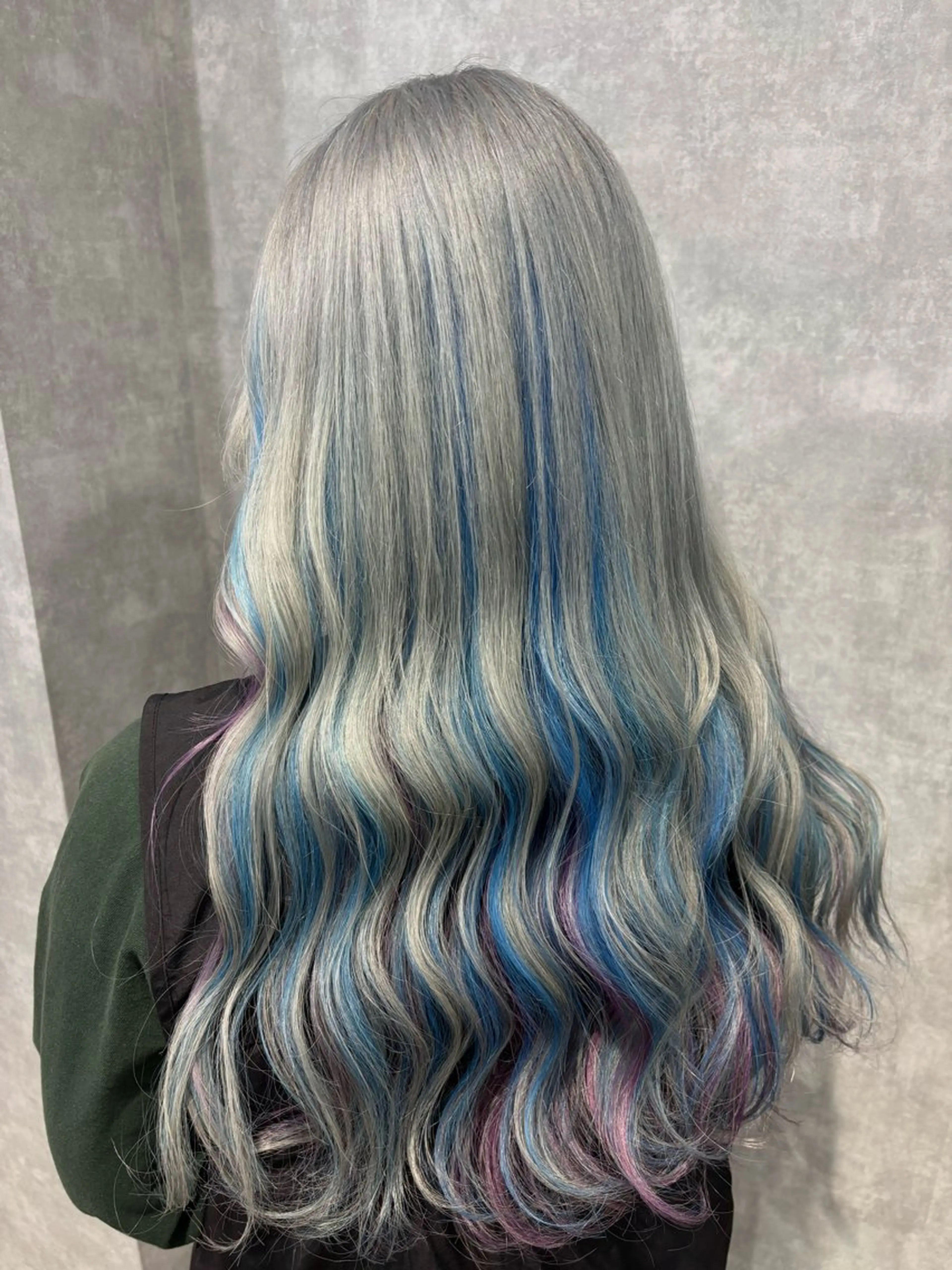 セミロング カット ヘアカラー トリートメント 🌐NATSUMI 🌐【寒色カラー】のヘアスタイル