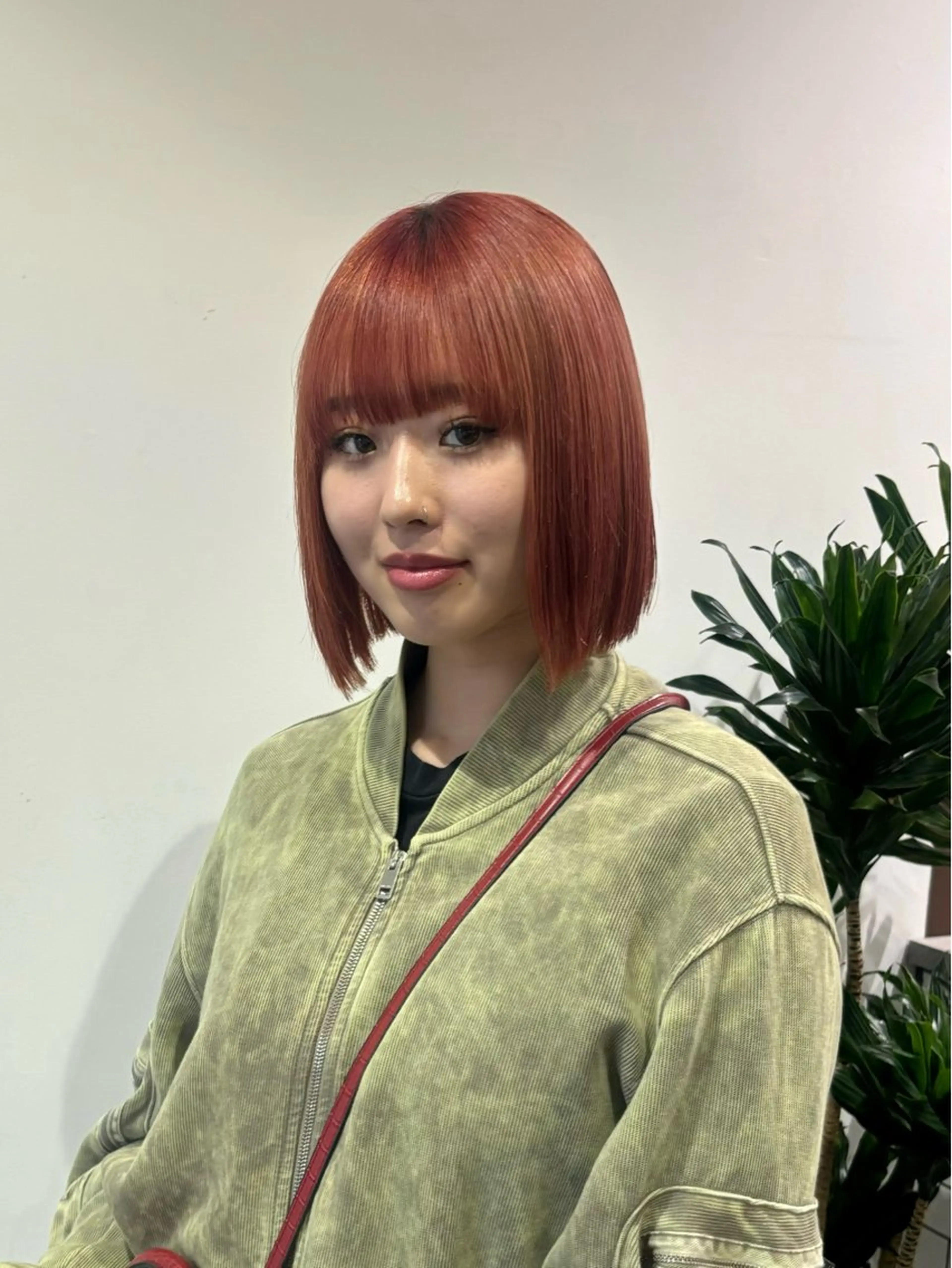 ショート ボブ カット 大久保 桃夏のヘアスタイル