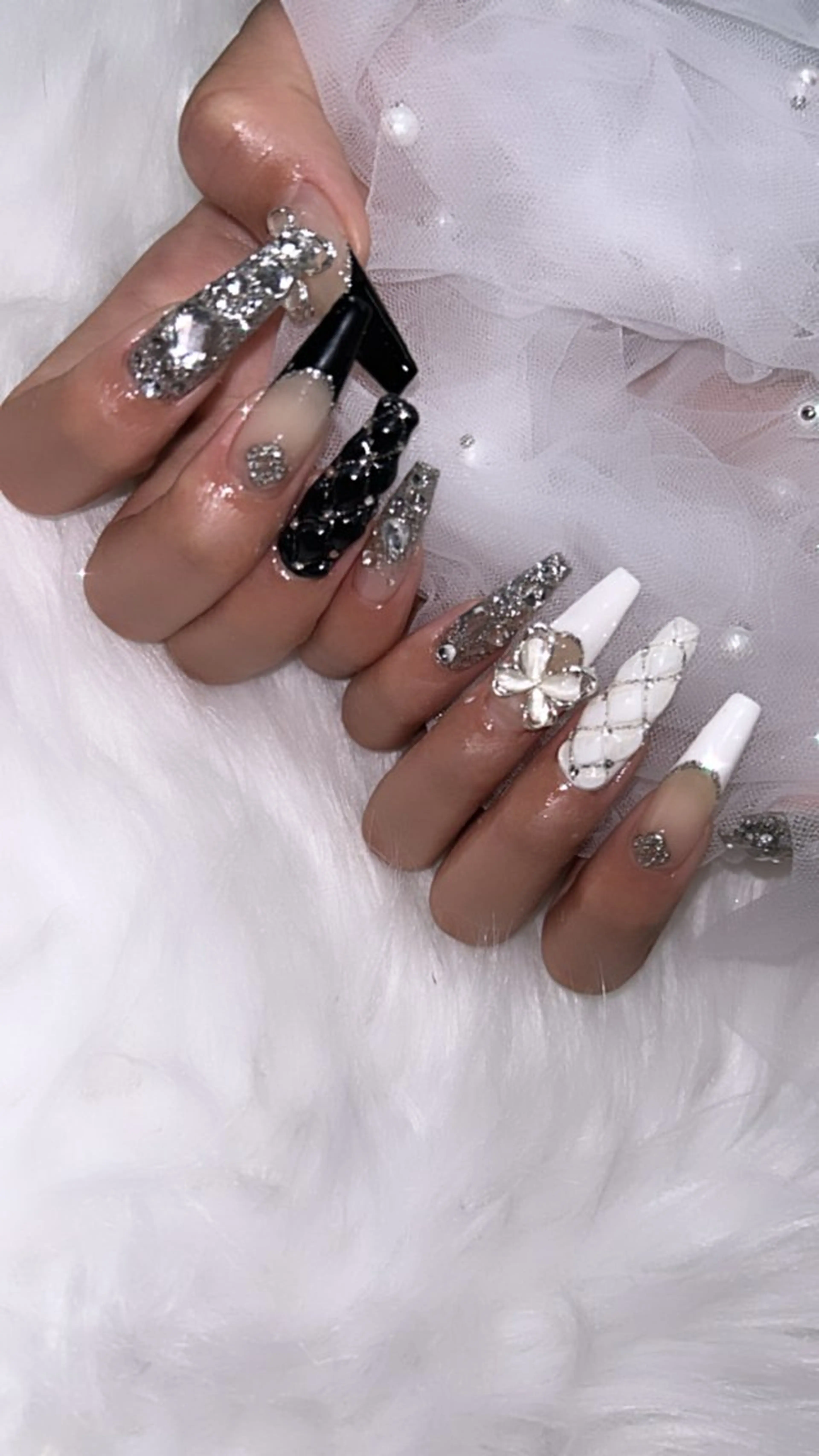 ネイル 高草木 桃香のネイルデザイン