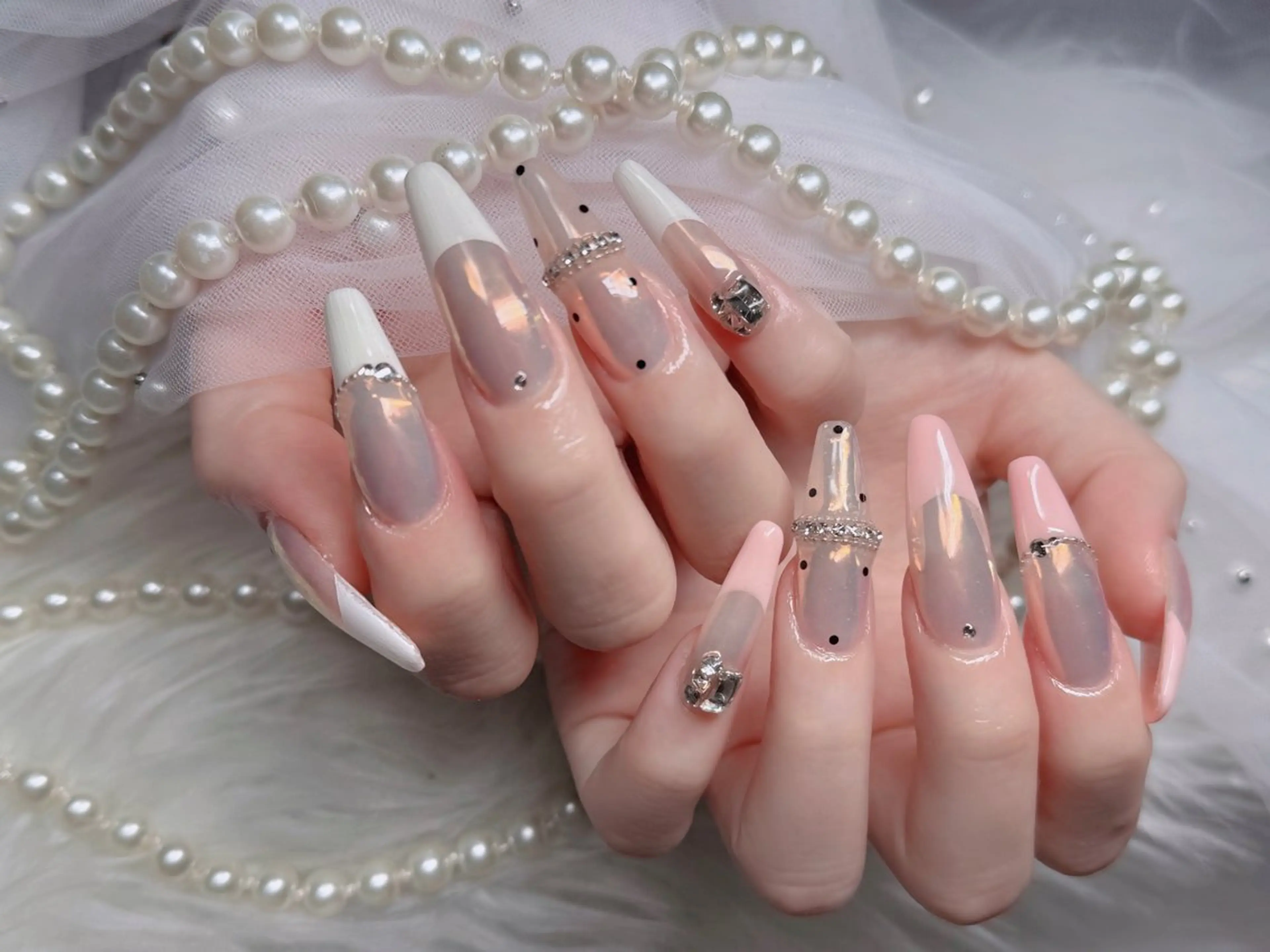 ネイル アートネイル ボルドー フレンチネイル ジェルネイル 氷ネイル・うるうるネイル ハンドネイル H.baby Nail Salonのネイルデザイン