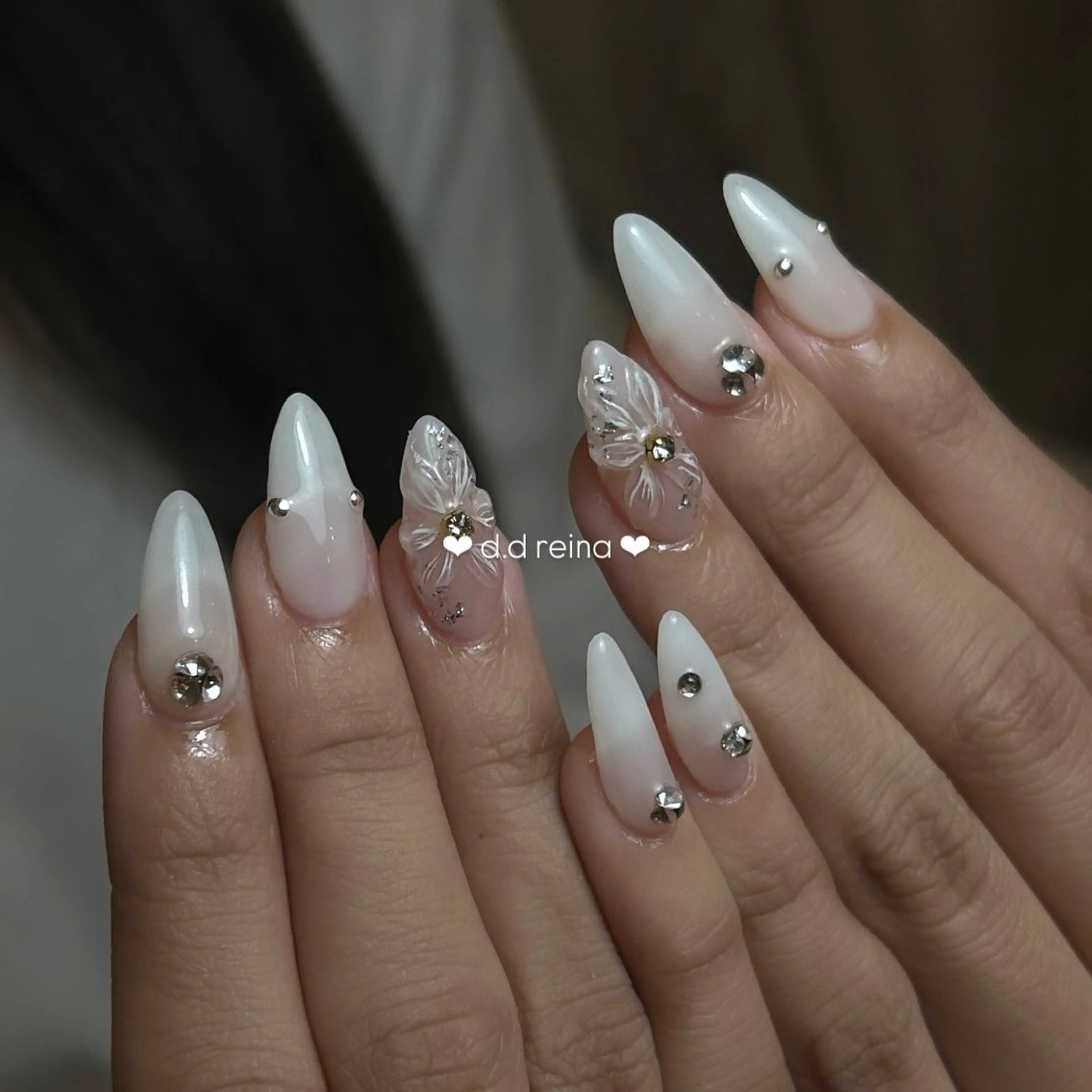 ネイル 長さ出し ジェルネイル 韓国ネイル マグネットネイル 持ち込み ハンドネイル D.d Reinaのネイルデザイン