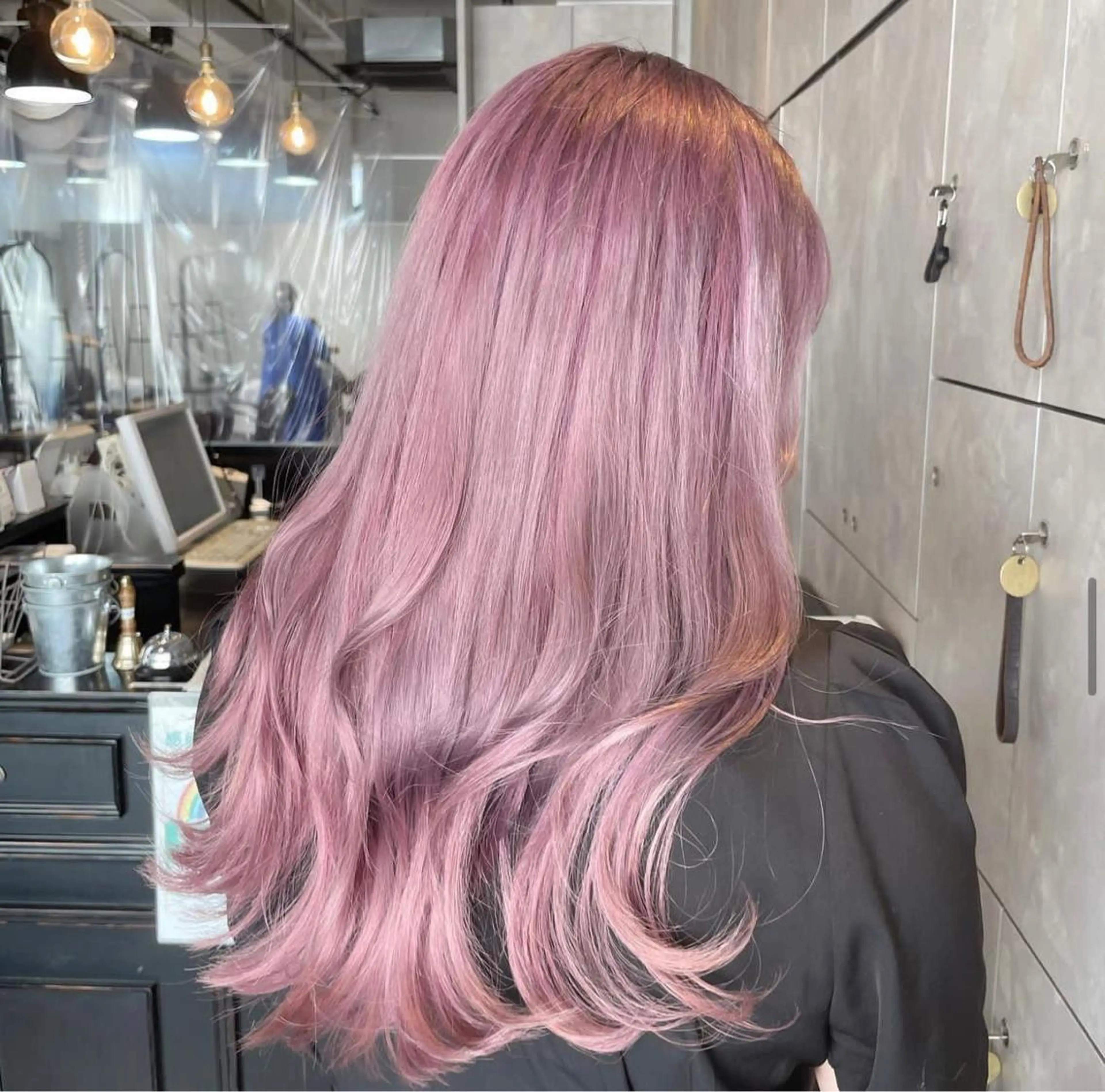 ロング カラー ヘアアレンジ カット ヘアカラー 🌹TikTok4万 フォロワー🌹AKIのヘアスタイル