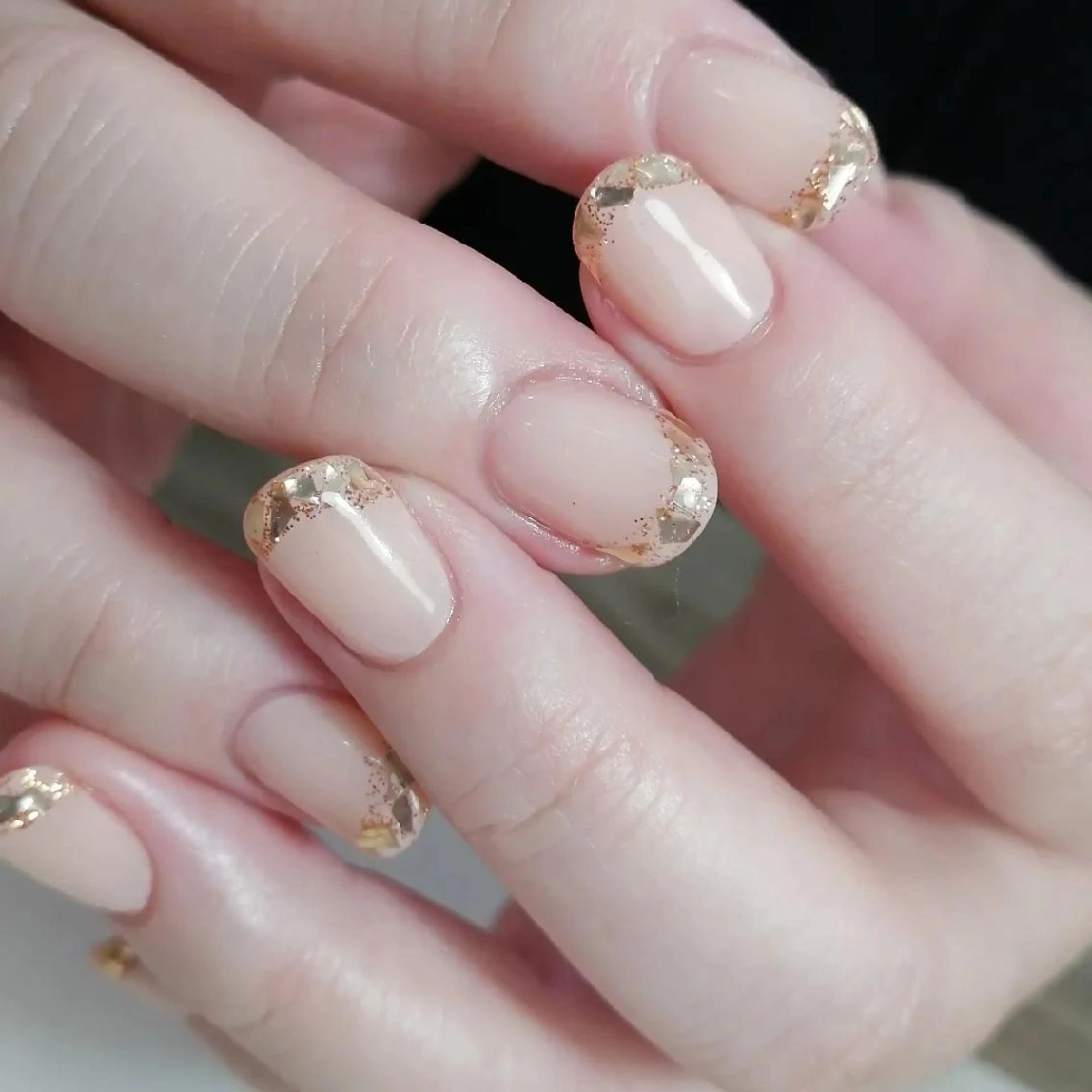 ネイル フレンチネイル ガラスフレンチ コエリネイル &エステのネイルデザイン