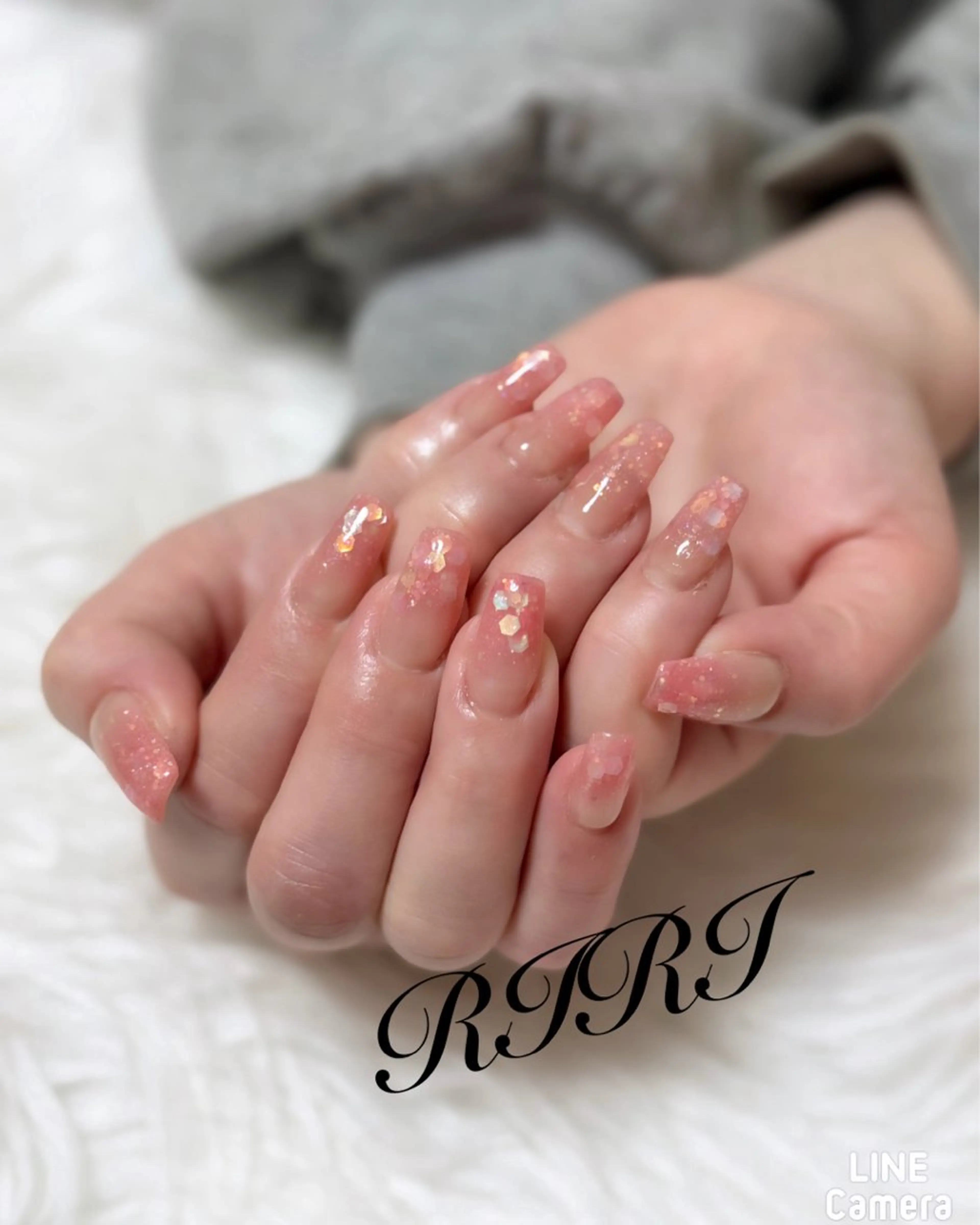 ネイル ジェルネイル ラメ(グリッター) ロングネイル ピンク スカルプネイル ハンドネイル riri オーナーのネイルデザイン