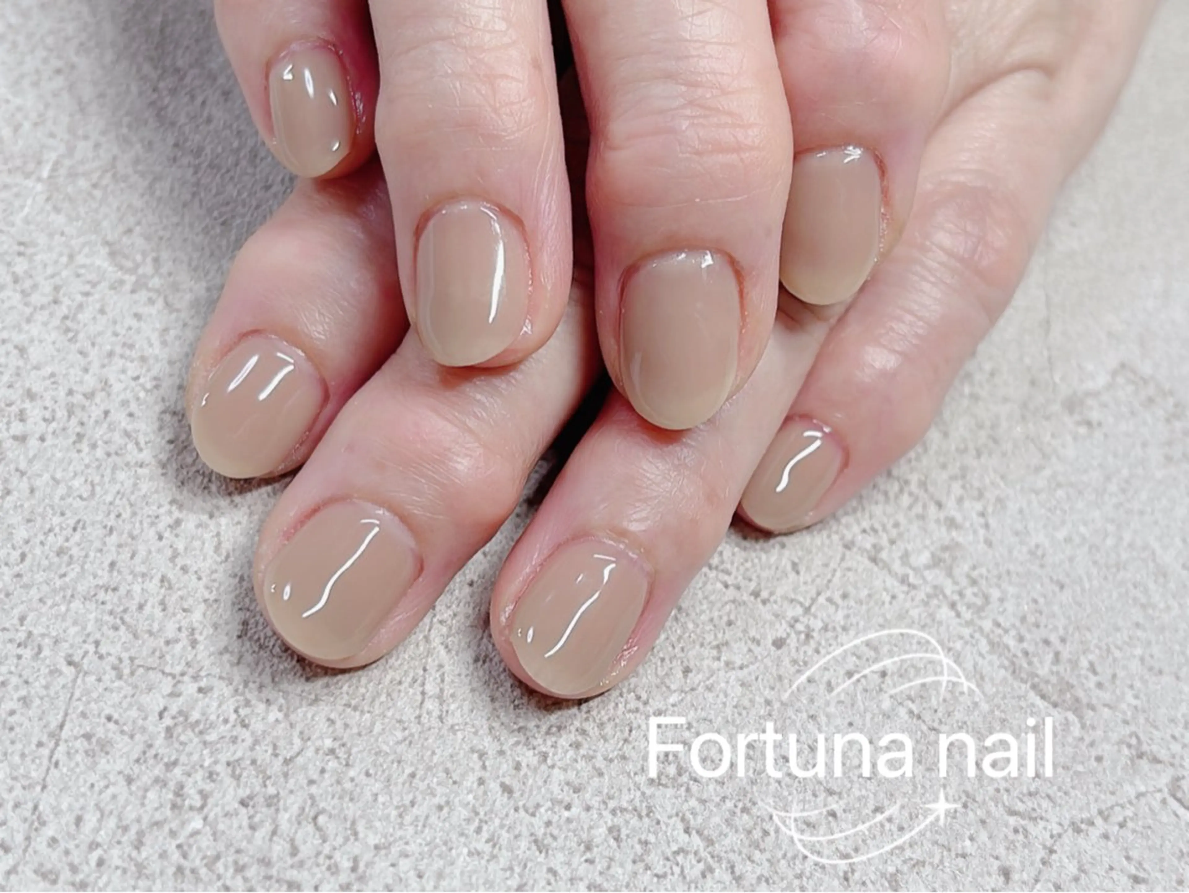 ネイル ハンドネイル Nail •Head スパFortunaのネイルデザイン