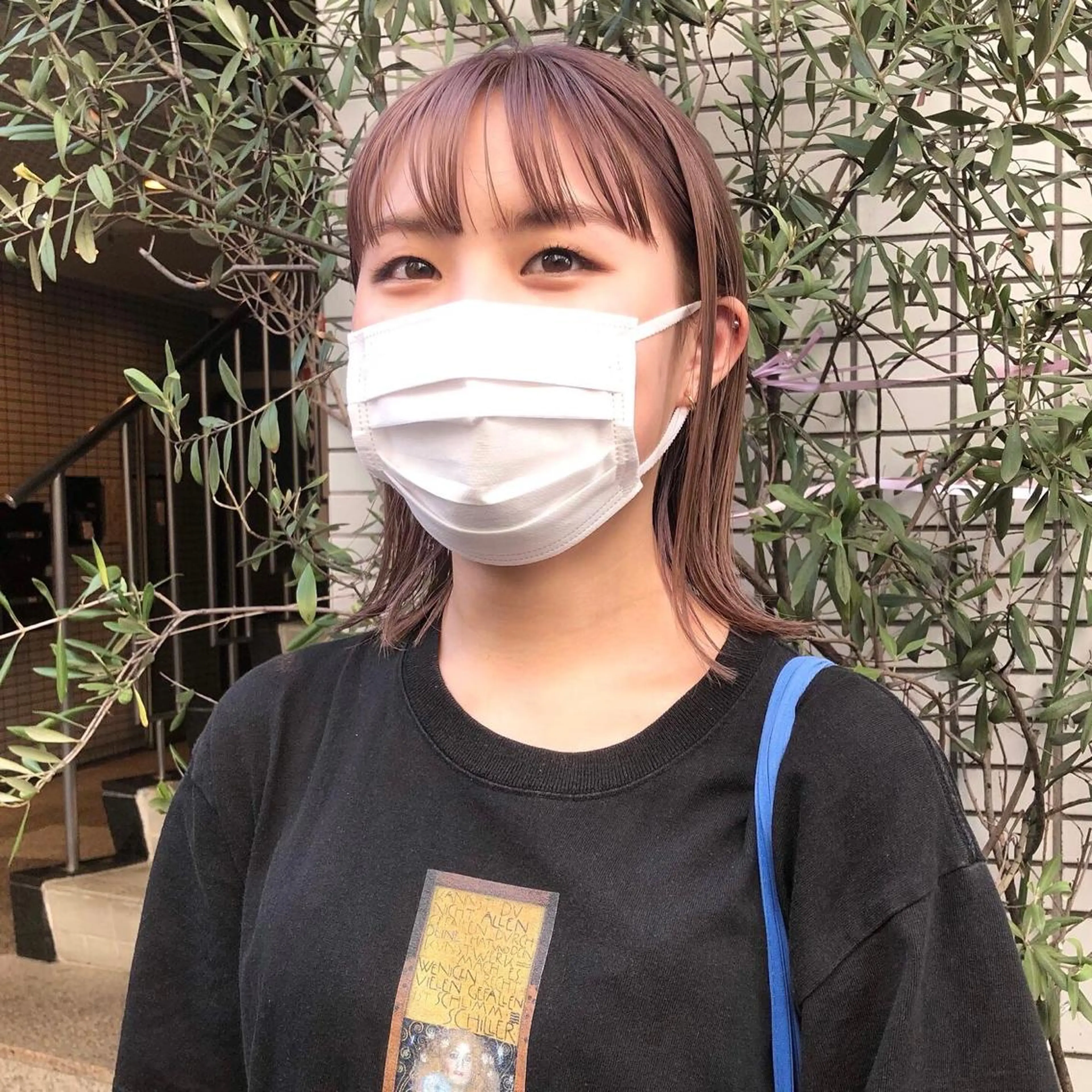 ミディアム カラー ピンクカラー カット ヘアカラー トリートメント ハイトーン/ブリーチ 似合せカット/パーマのヘアスタイル