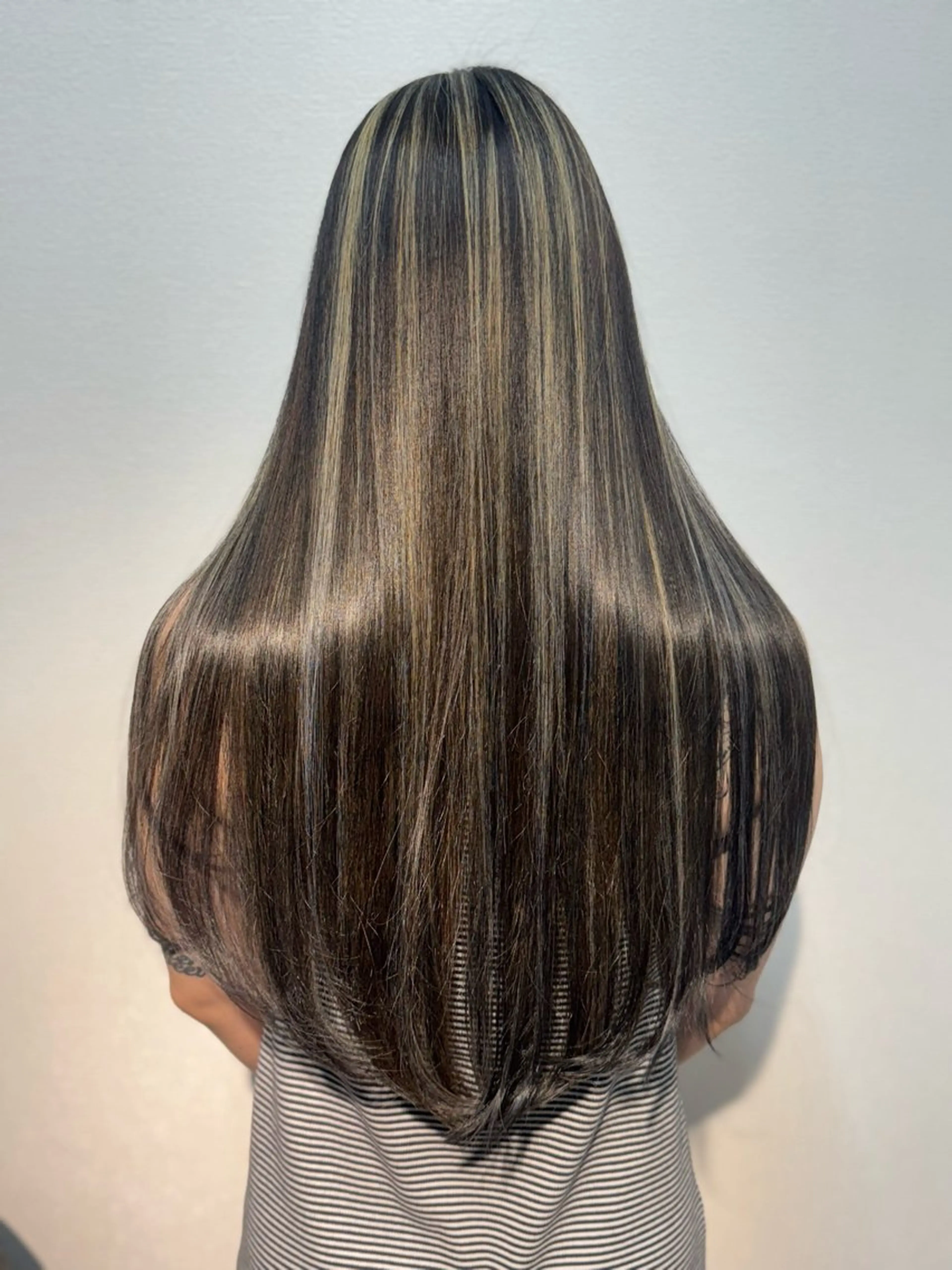 ロング ヘアカラー 飯富 信二のヘアスタイル