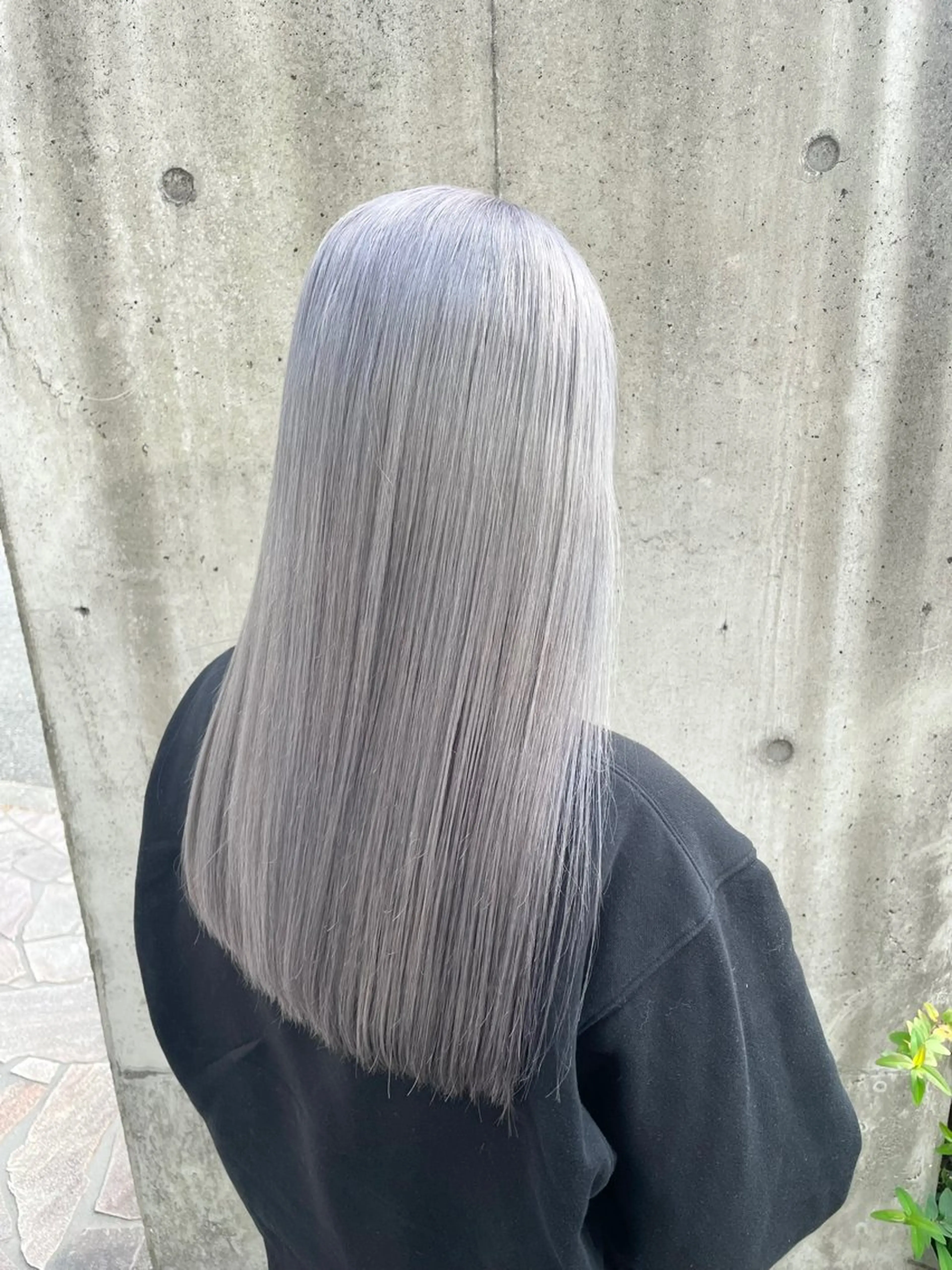 ロング カラー シルバー ホワイトシルバー 小島 海斗のヘアスタイル