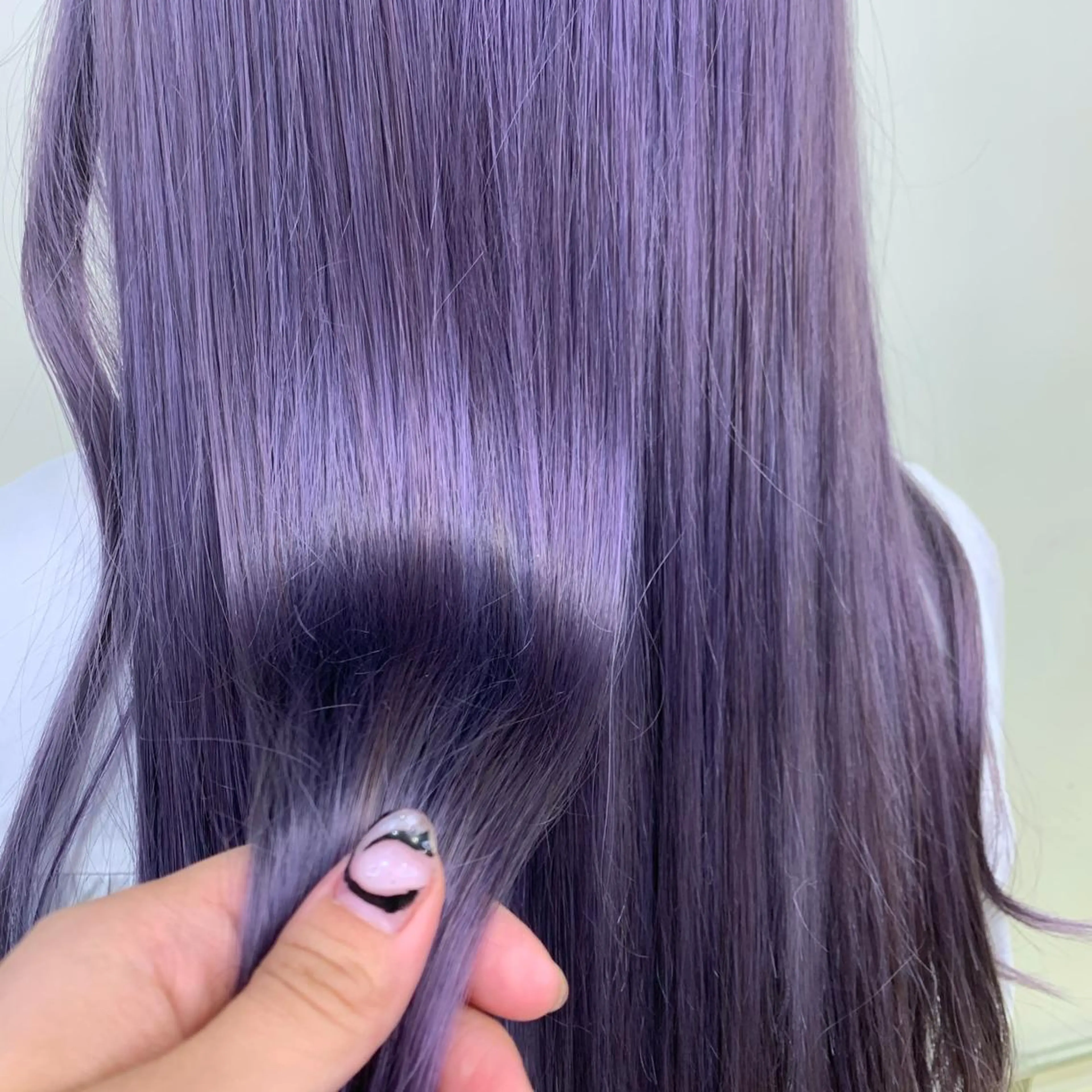 ロング 韓国ハイトーン🦋 hikariのヘアスタイル