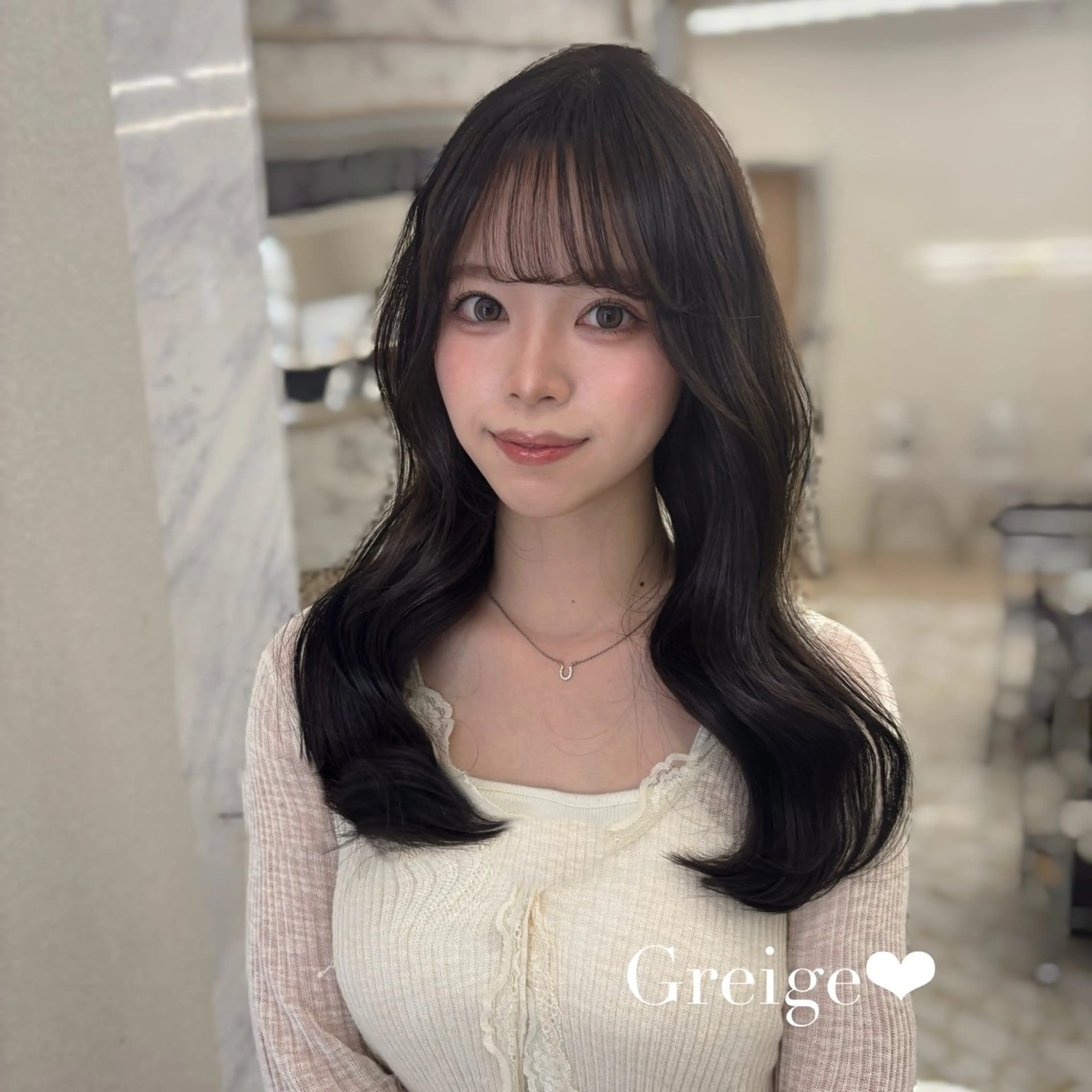 柔らかい前髪ストレート🤍［他のメニューと兼用可能🎟️］の写真