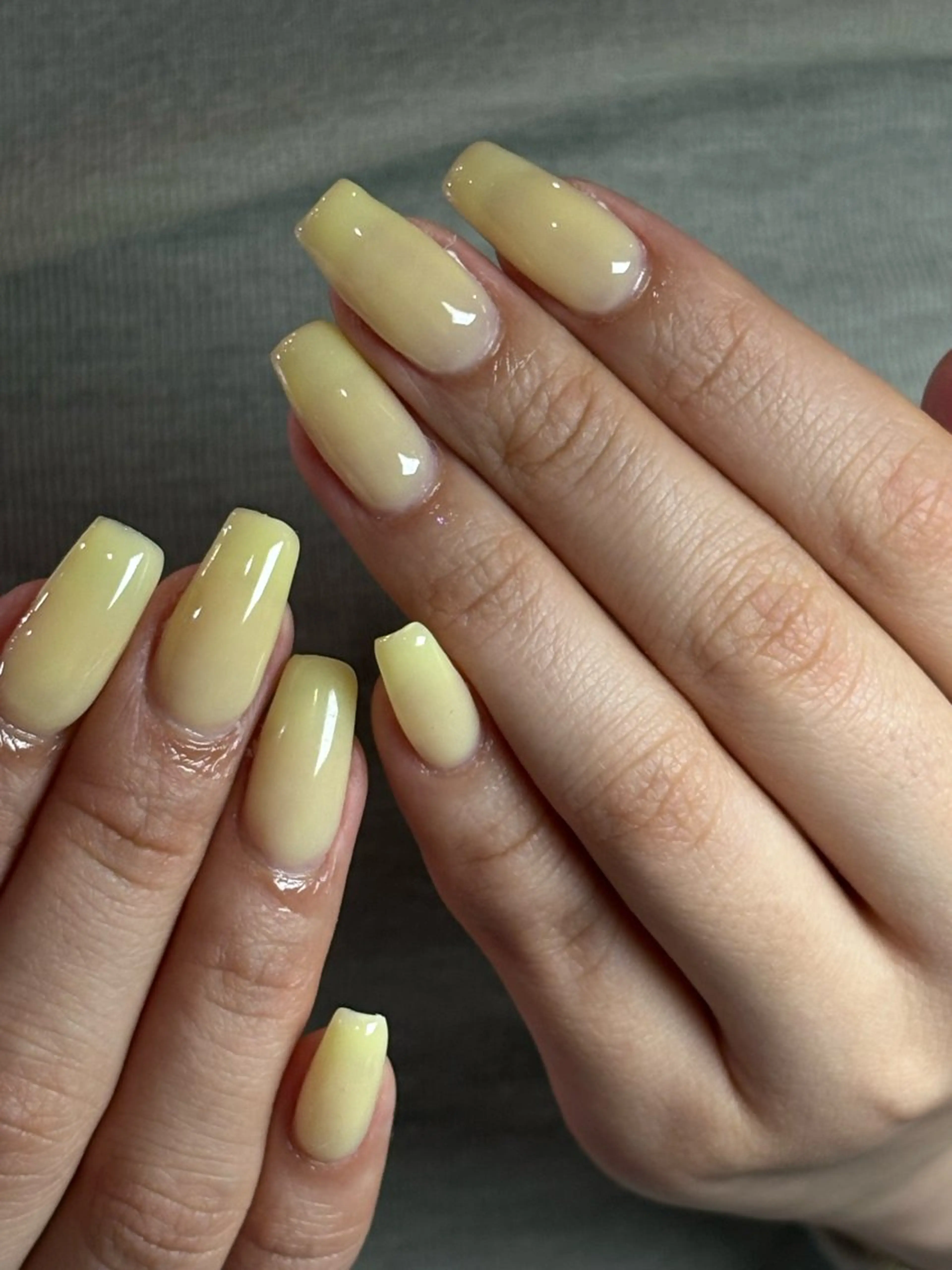 ネイル Dark Honey Ivyのネイルデザイン