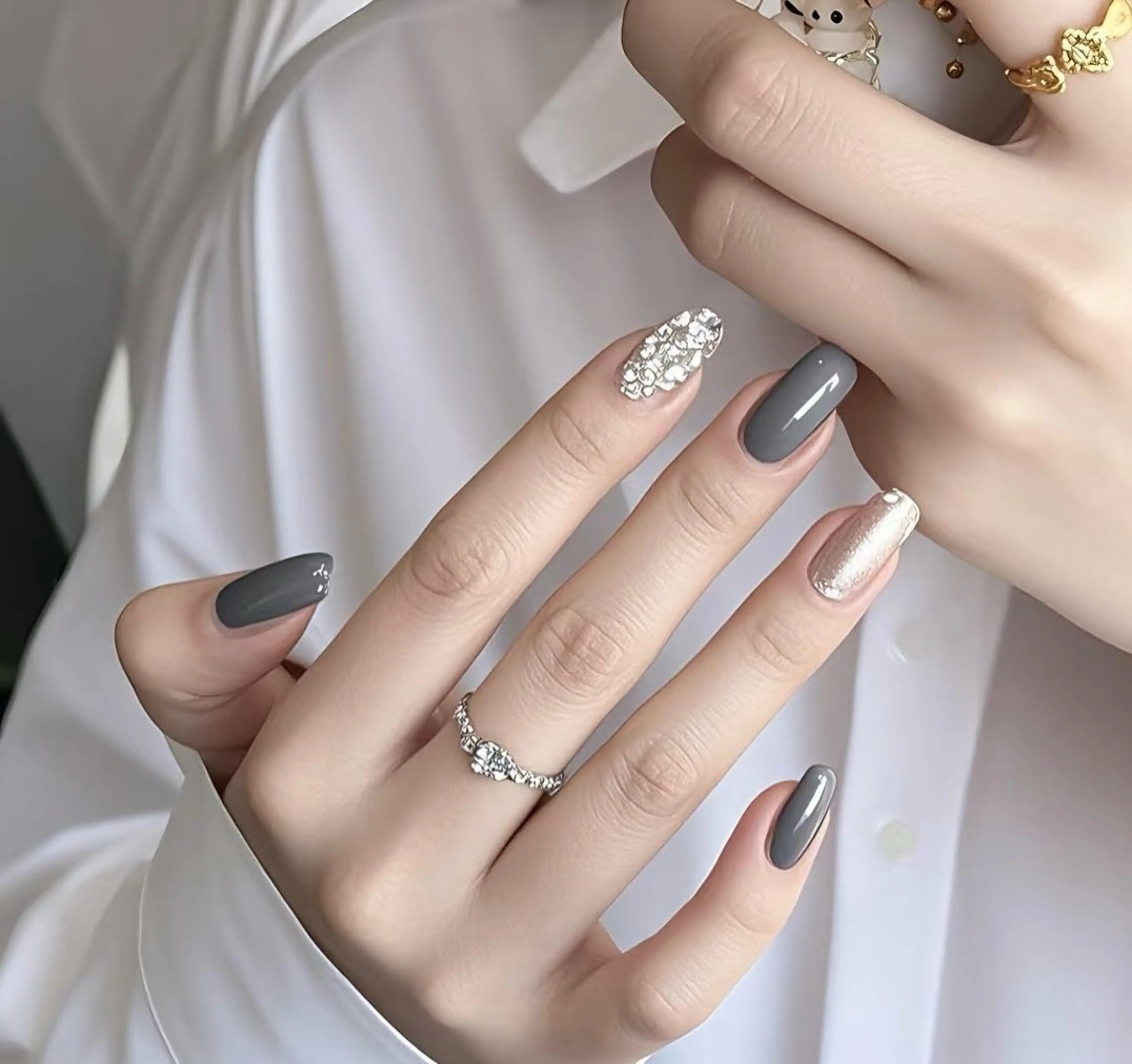 ネイル 高木 維麗絲のネイルデザイン