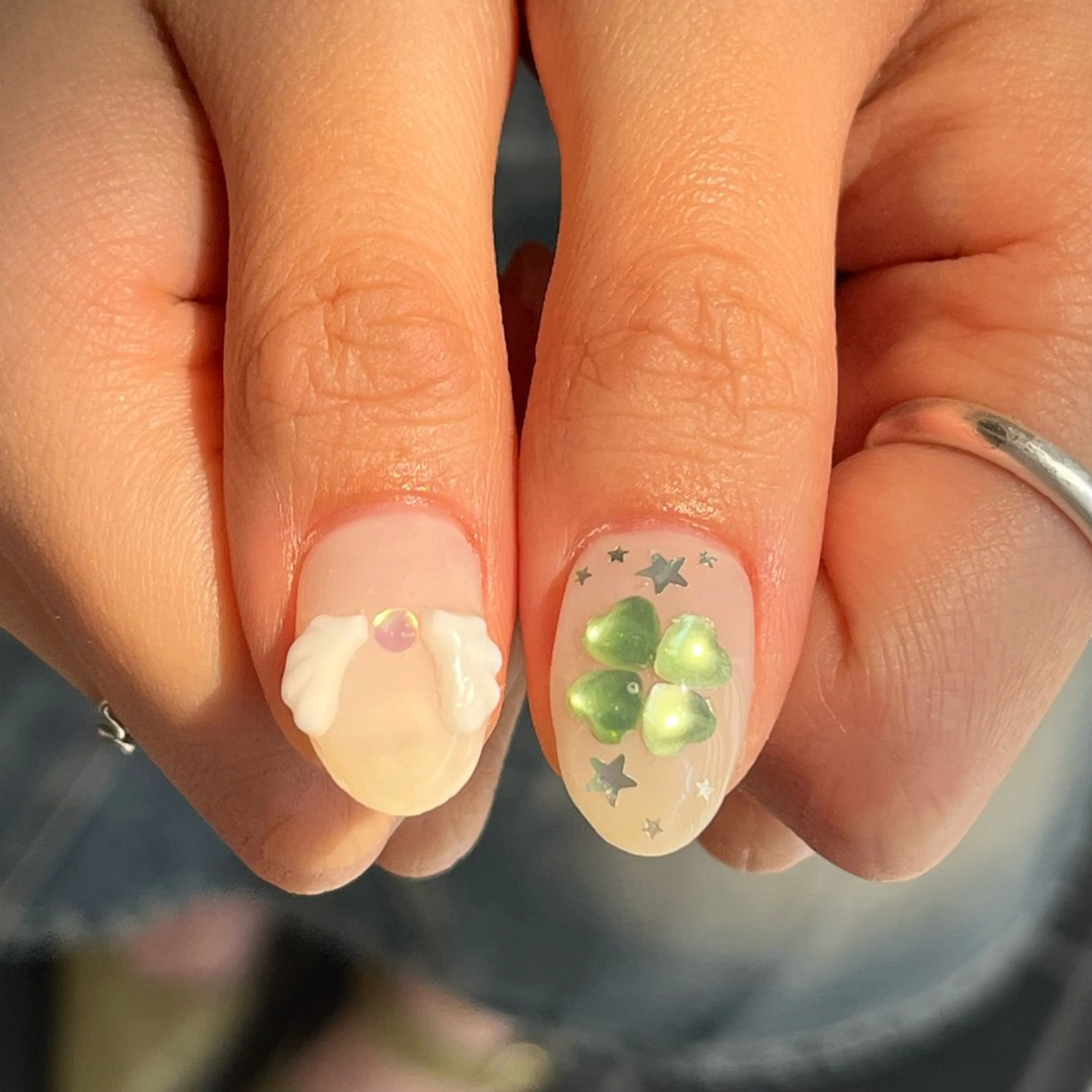 ネイル ハンドネイル フットネイル 小川 柚香のネイルデザイン