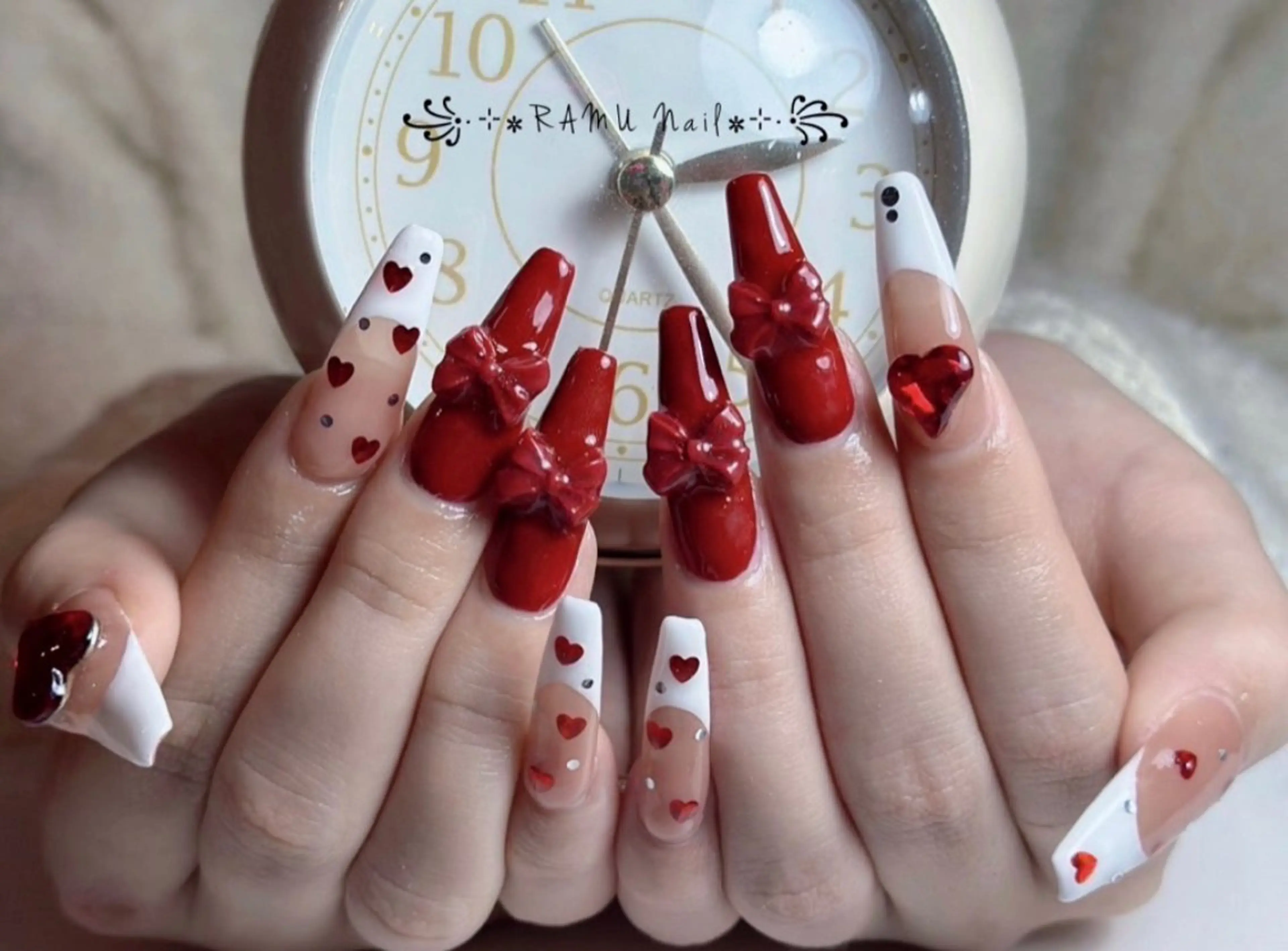 ネイル チークネイル キラキラネイル マグネットネイル シンプルネイル ネイルチップ ハンドネイル RAMU_Nail 池袋店のネイルデザイン