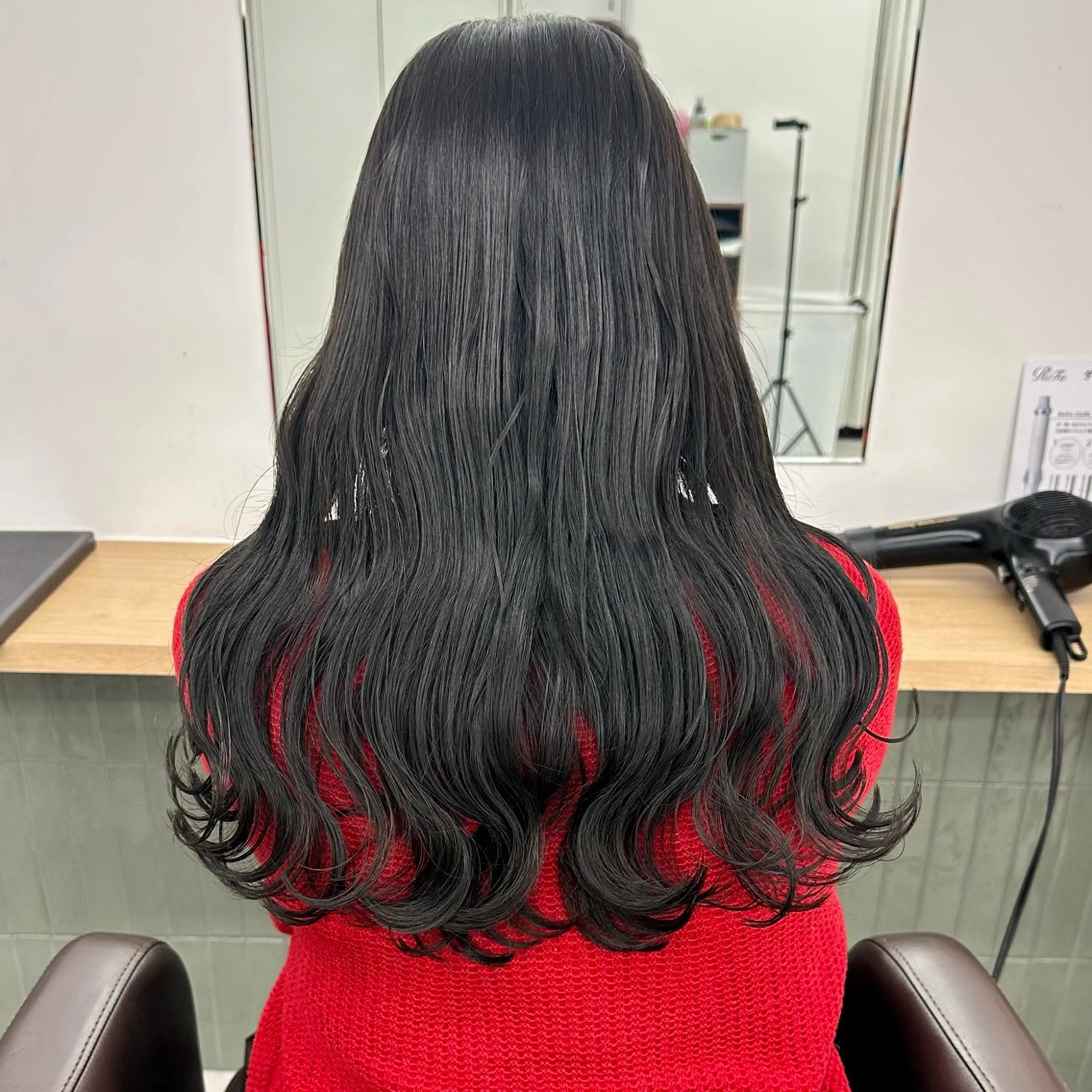 ロング カラー カット ヘアカラー トリートメント ブリーチなし/レイヤ ー特化🌈Tommyのヘアスタイル