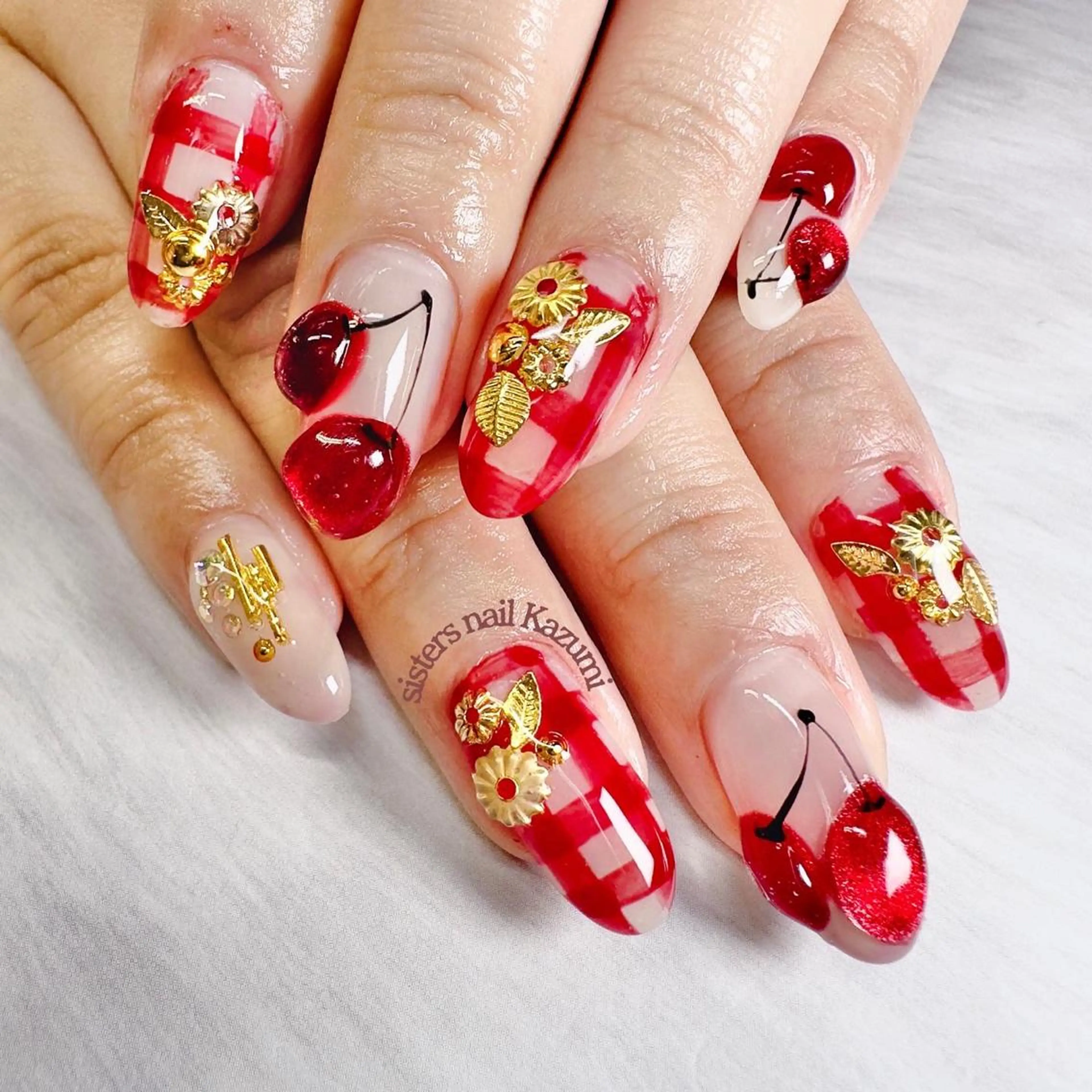 ネイル sisters nail.fのネイルデザイン