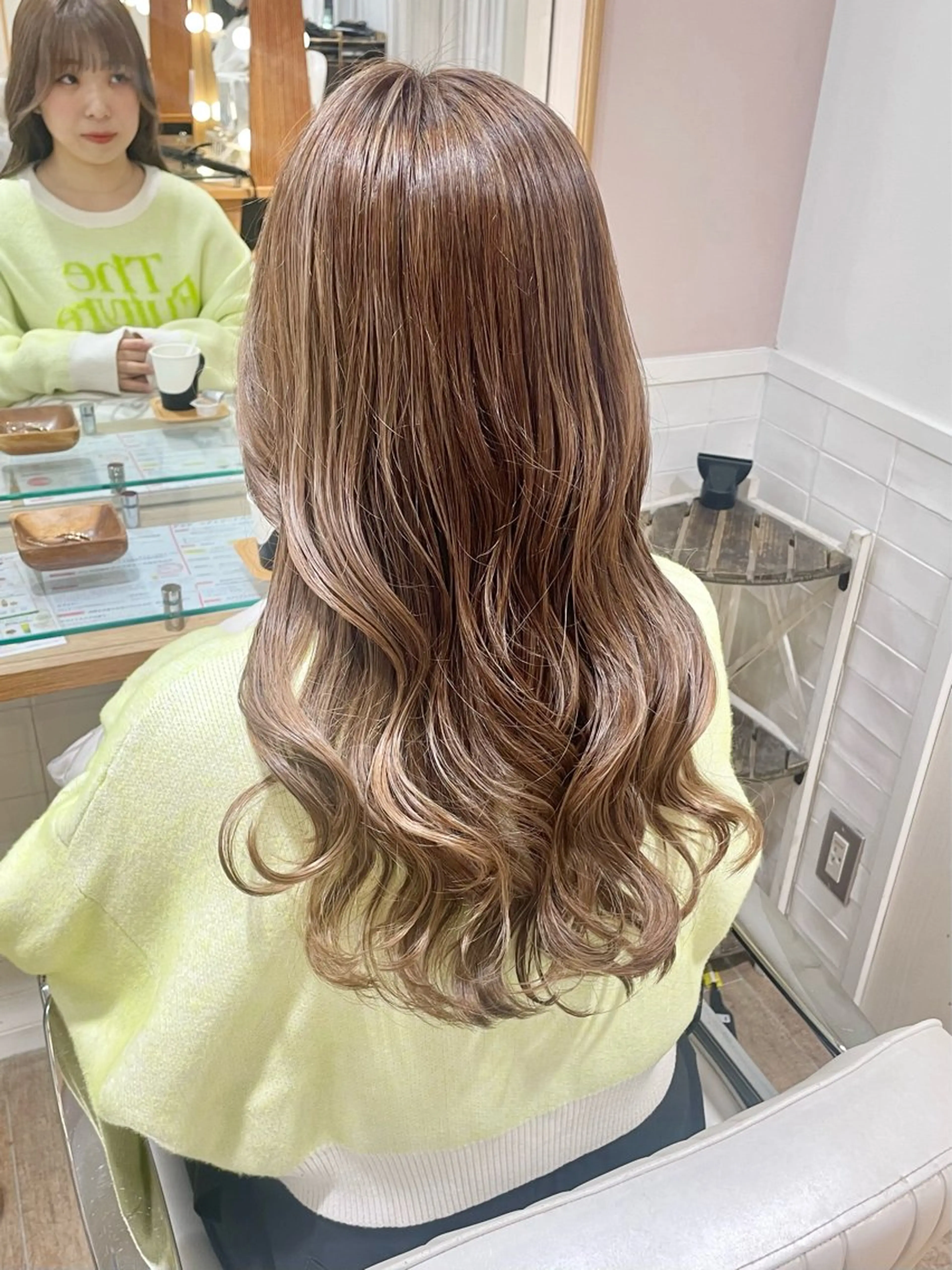 セミロング カラー ヘアアレンジ ヘアカラー トリートメント ハイトーンピンク🍑 ブリーチ🍑RINAのヘアスタイル