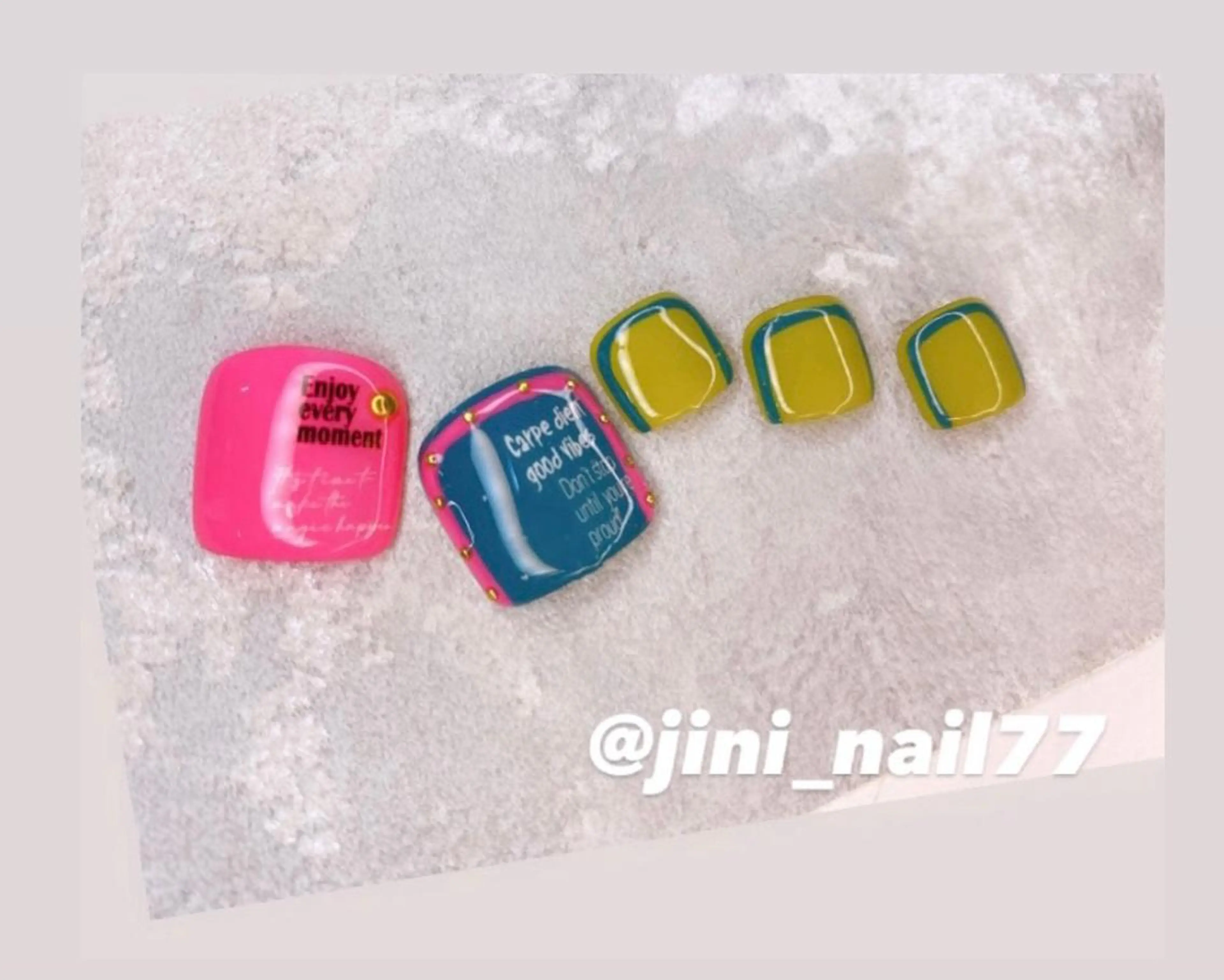 ネイル フットネイル JINI NAIL所属・ジニ ネイルのネイルデザイン