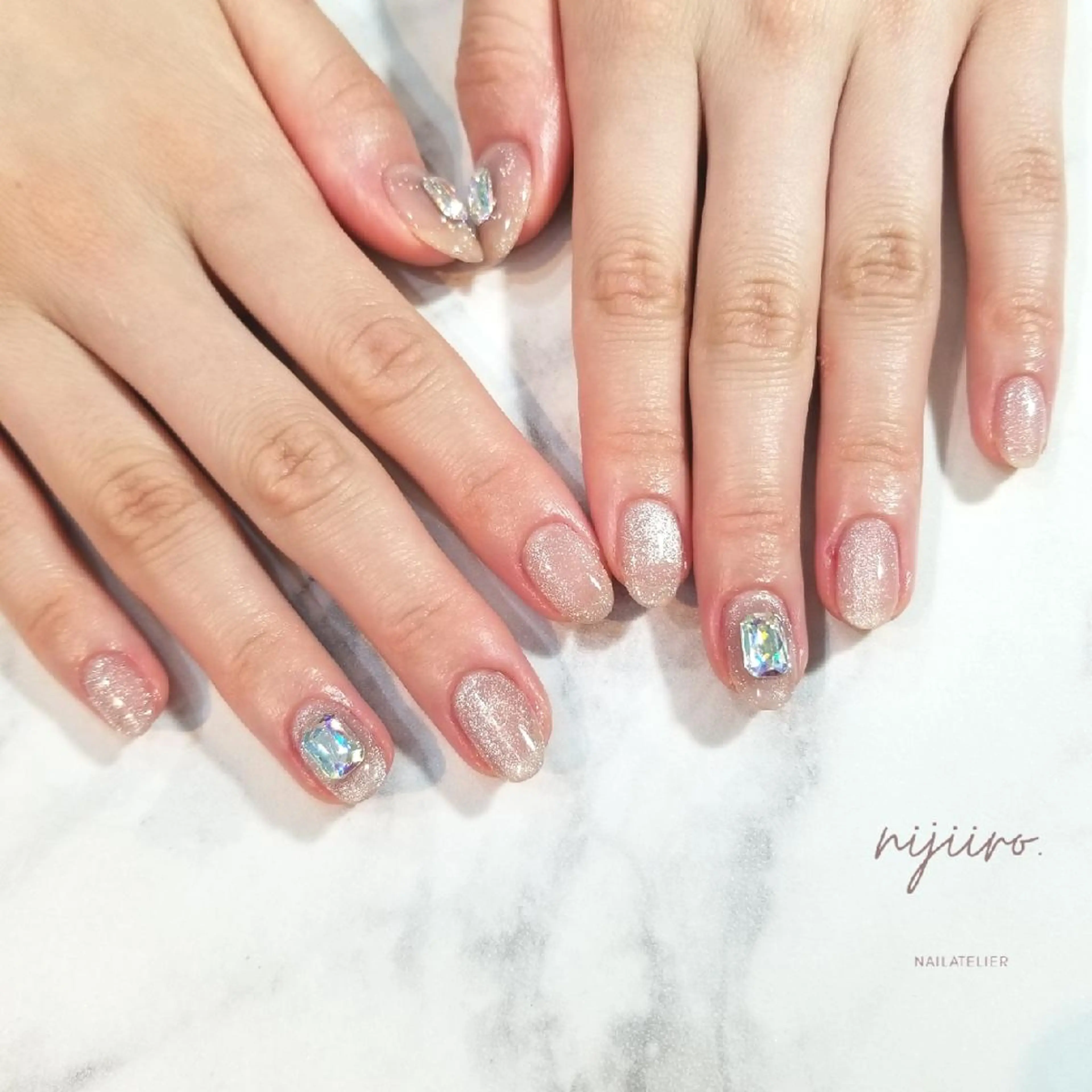 ネイル マグネットネイル ハンドネイル nailatelier nijiiro.所属・nijiiro🌈 サトウのネイルデザイン