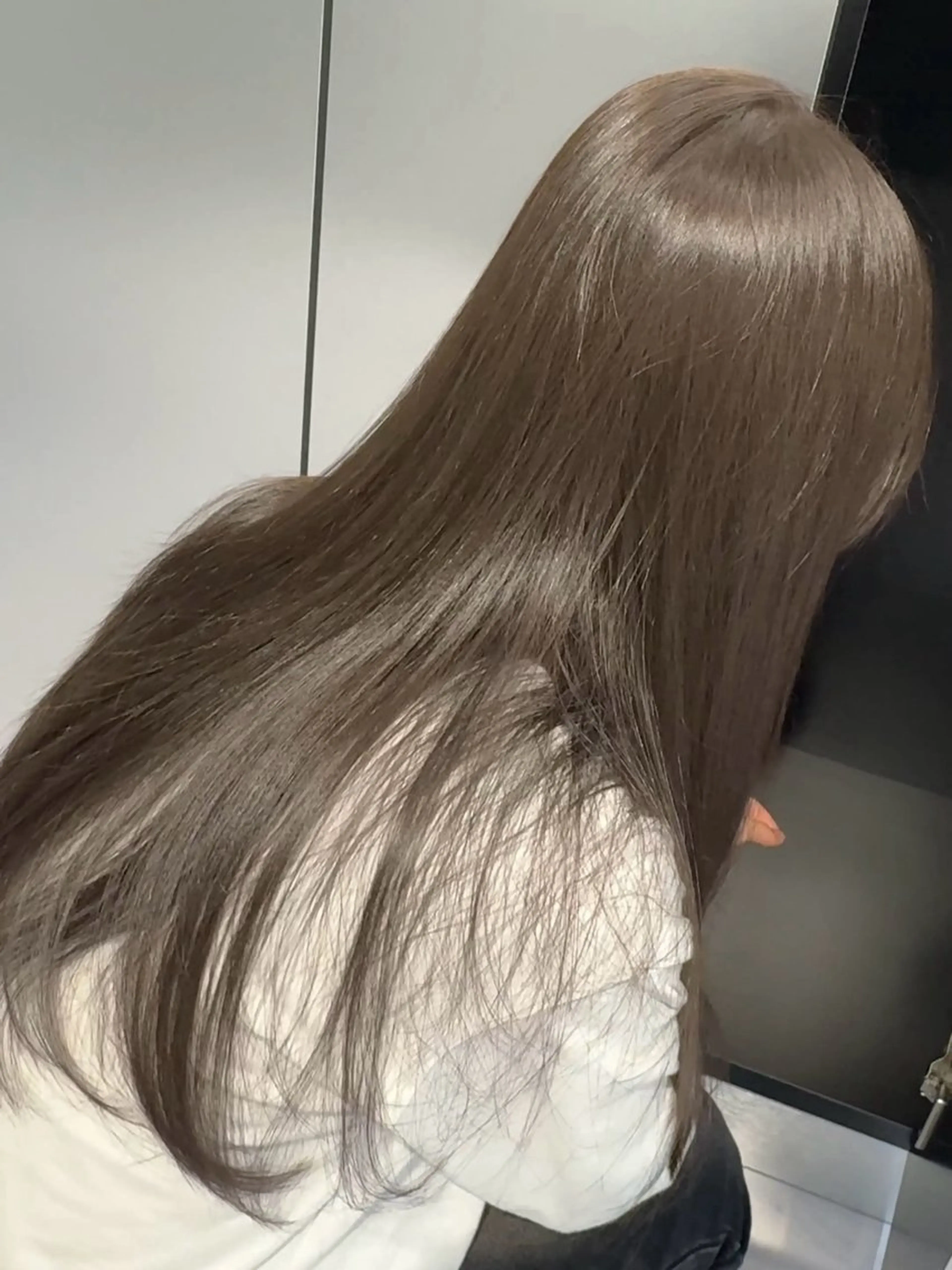 ロング Rita/髪質改善 /透明感カラーのヘアスタイル